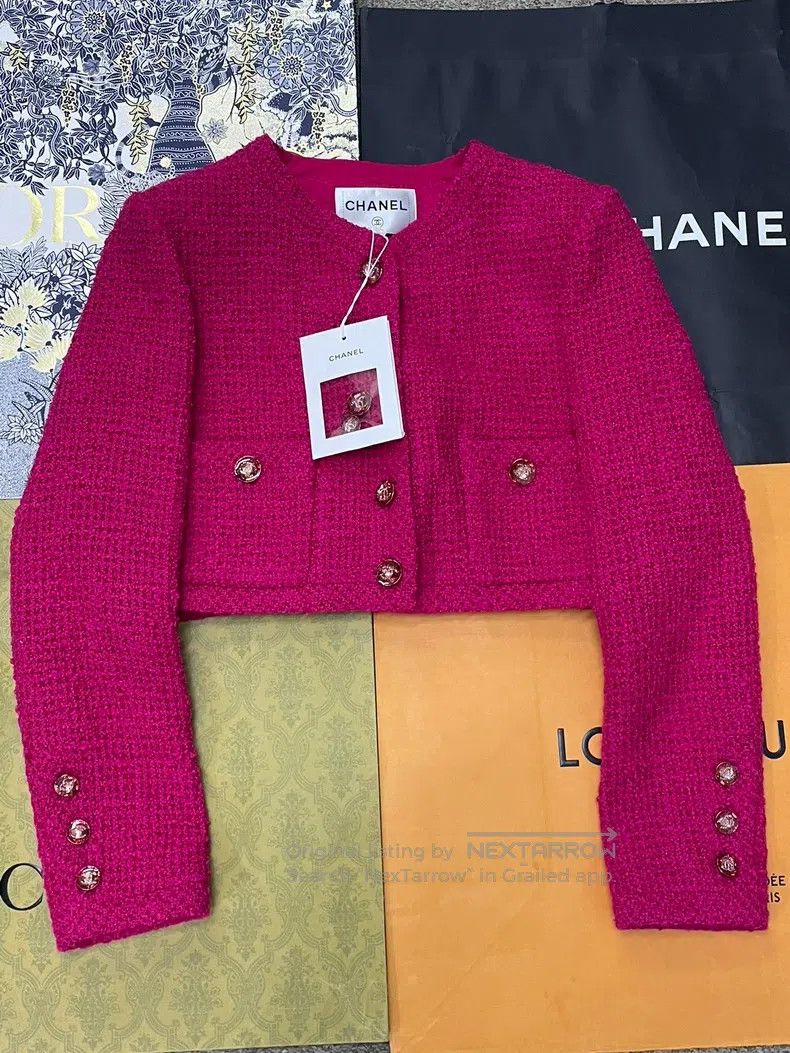 Chanel Chanel Rose-red diamond buckle short jacket Size XS / US 0-2 / IT 36-38 - 1 Thumbnail