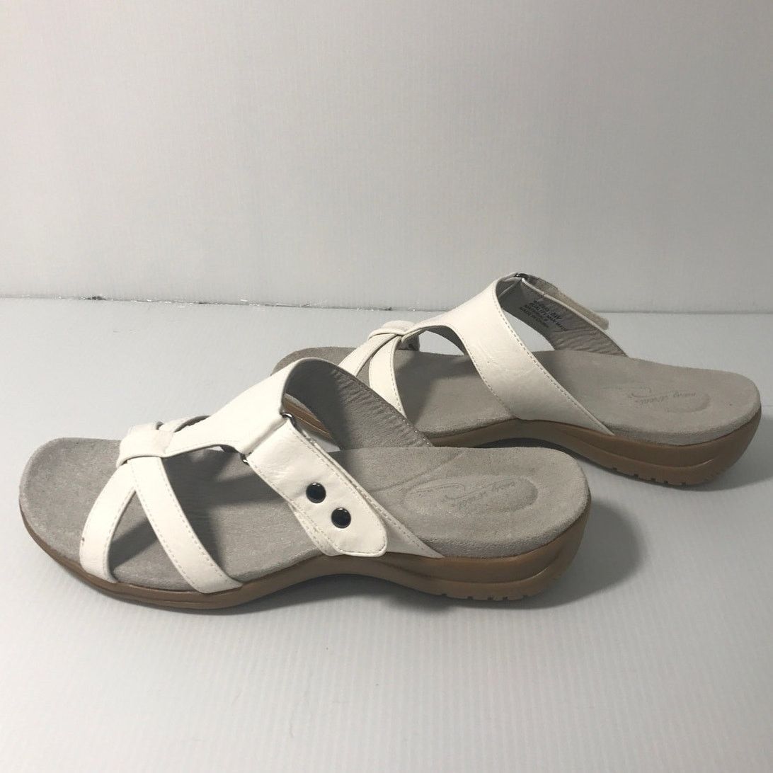 Other NWT Easy Street Comfort Wave White Slip-on Sandals 8W Size US 8 / IT 38 - 10 Thumbnail