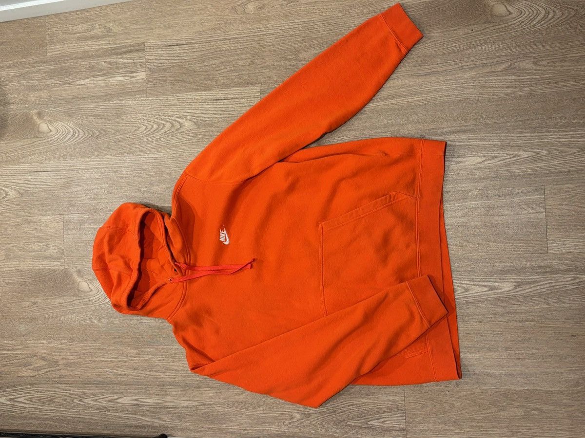 Nike Nike Hoodie Orange Cone Size US XL / EU 56 / 4 - 1 Thumbnail