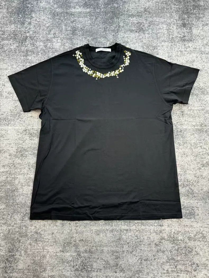 Givenchy Givenchy Dragon Year Limited Edition High-neck Sweatshirt Size US XL / EU 56 / 4 - 1 Thumbnail