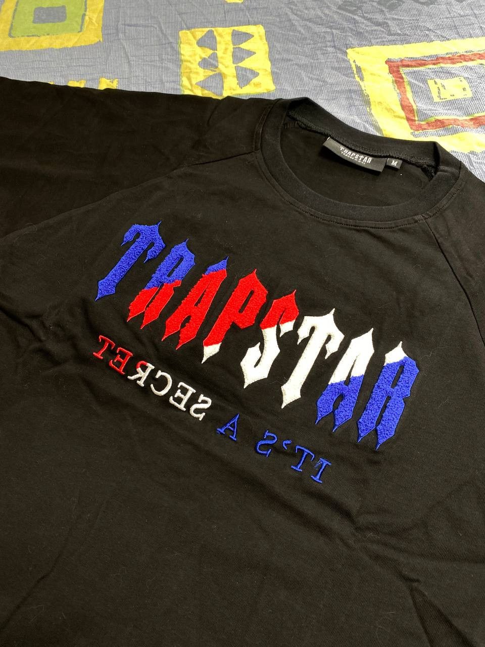 Trapstar London Trapstar tee big logo rare good times Size US M / EU 48-50 / 2 - 11 Thumbnail