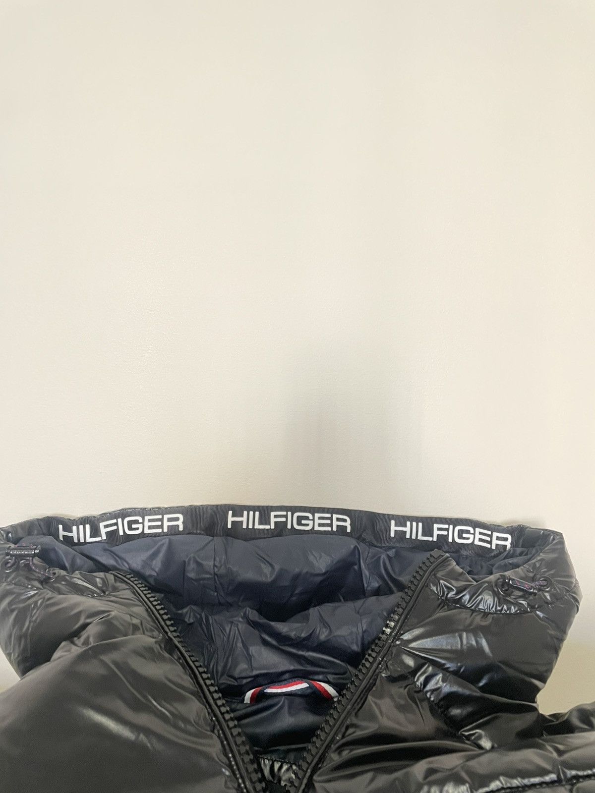 Tommy Hilfiger TOMMY SHINY QUILTED PUFFER JACKET Size US M / EU 48-50 / 2 - 5 Thumbnail