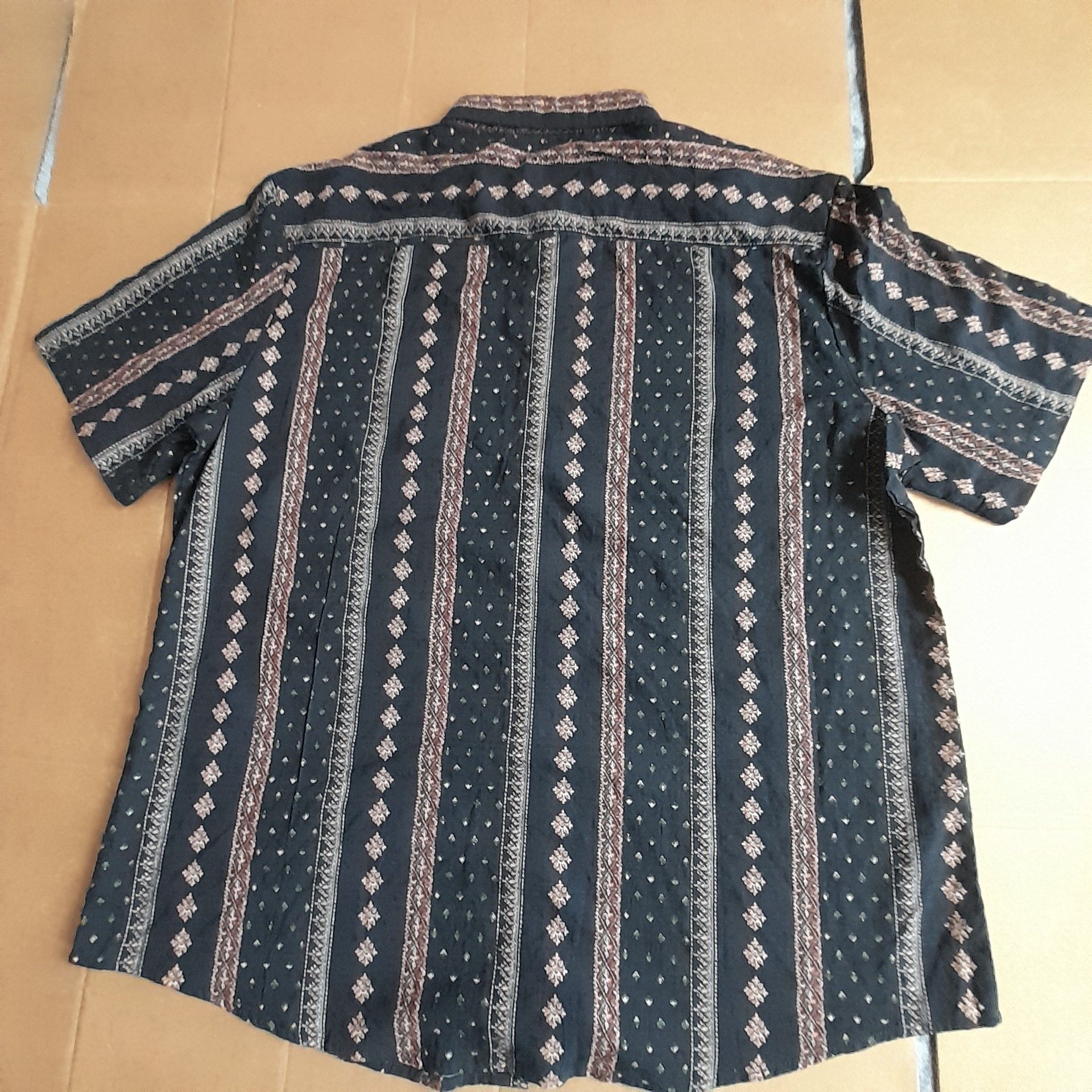 Other Vat pave Men’s Extra Large Short Sleeve Shirt Size US XL / EU 56 / 4 - 4 Thumbnail