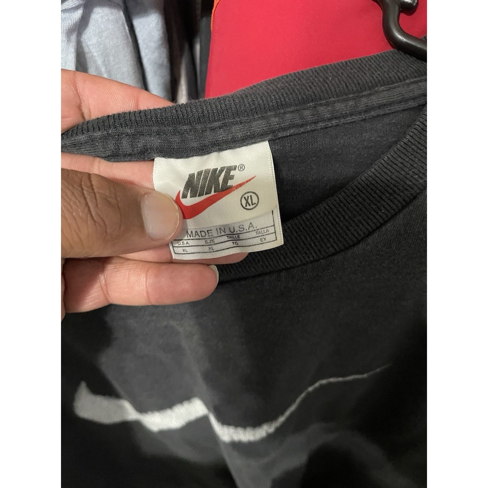 Nike Size XL- Vintage 90’s Nike Center Big Swoosh Scribble Tee Size US XL / EU 56 / 4 - 4 Thumbnail