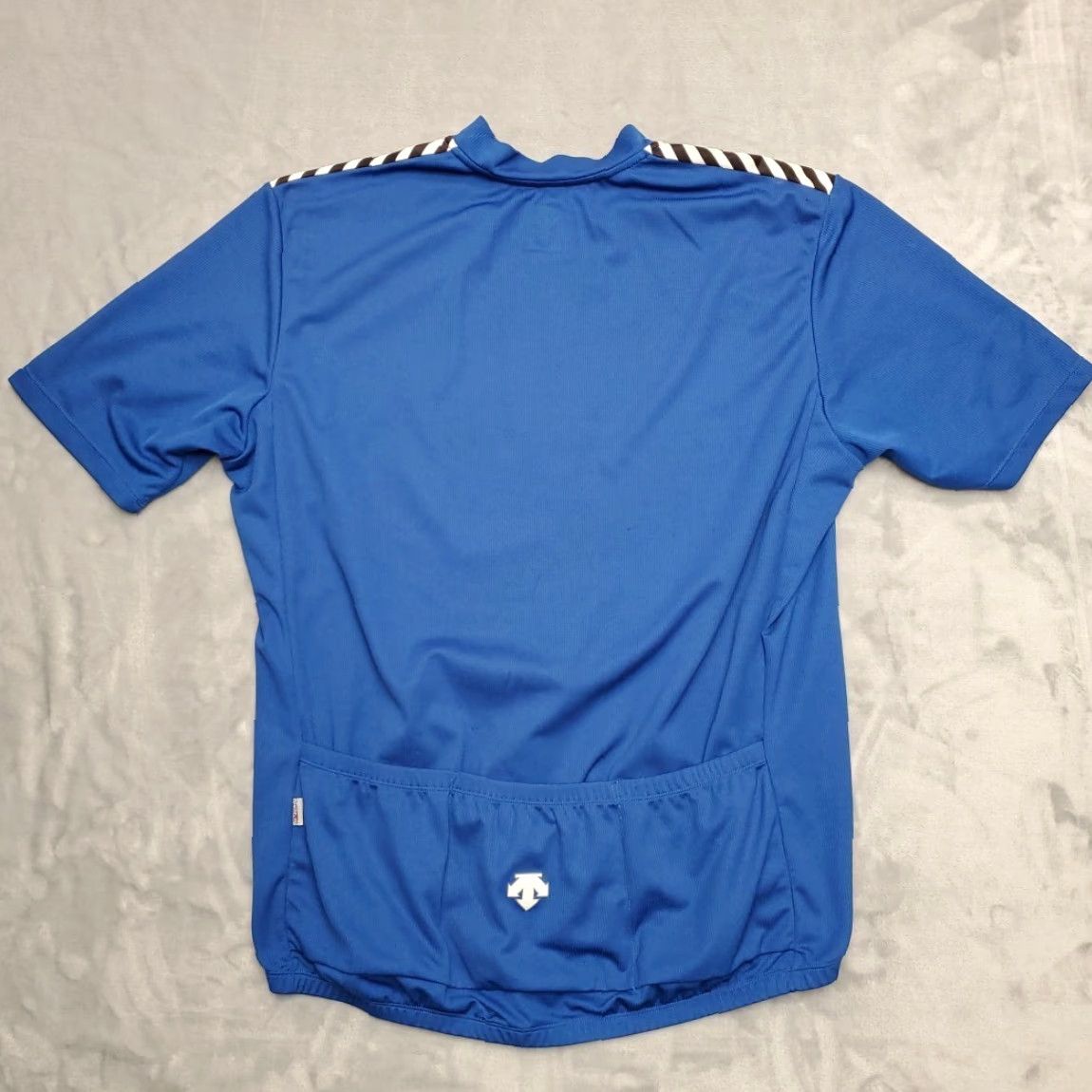 Vintage Descent Shirt Mens 2XL Blue H2Zero Short Sleeve Bike Cycling Performance Canada Size US XXL / EU 58 / 5 - 7 Thumbnail