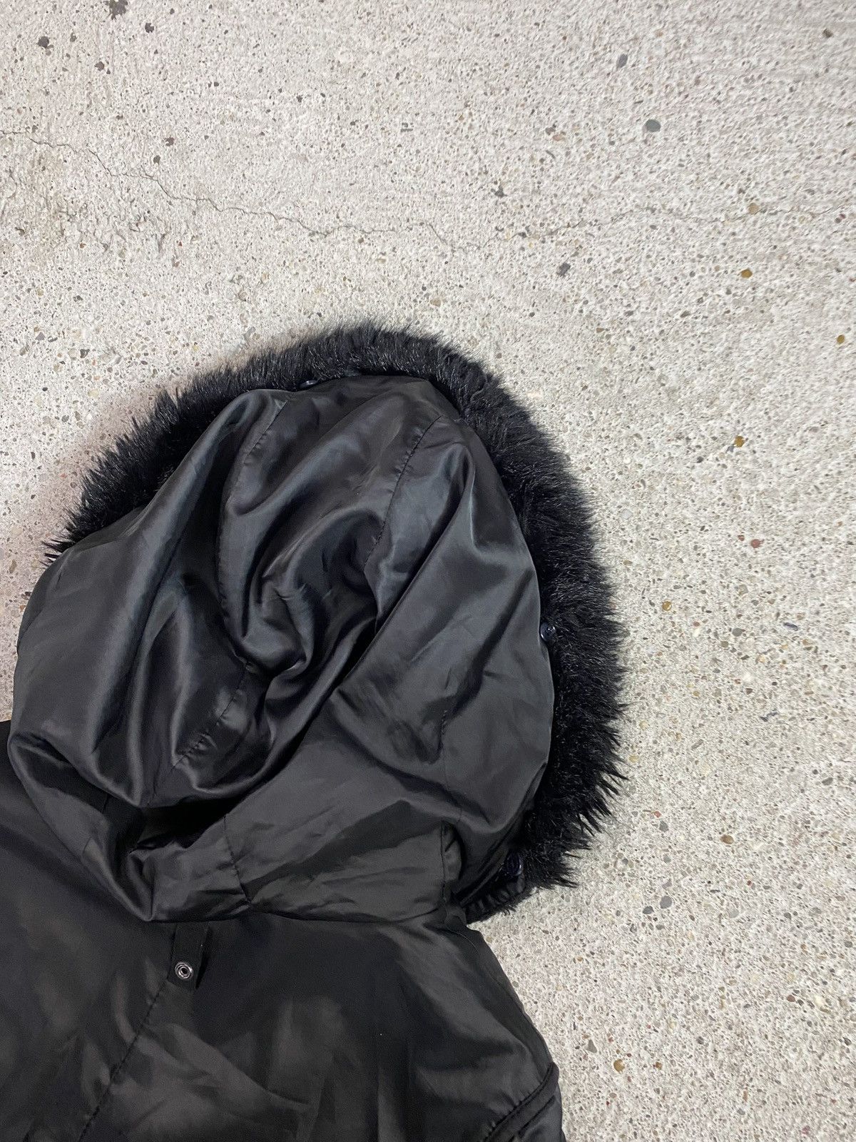 Giorgio Armani Armani jeans vintage coat faux fur archive winter arcade Size L / US 10 / IT 46 - 12 Thumbnail