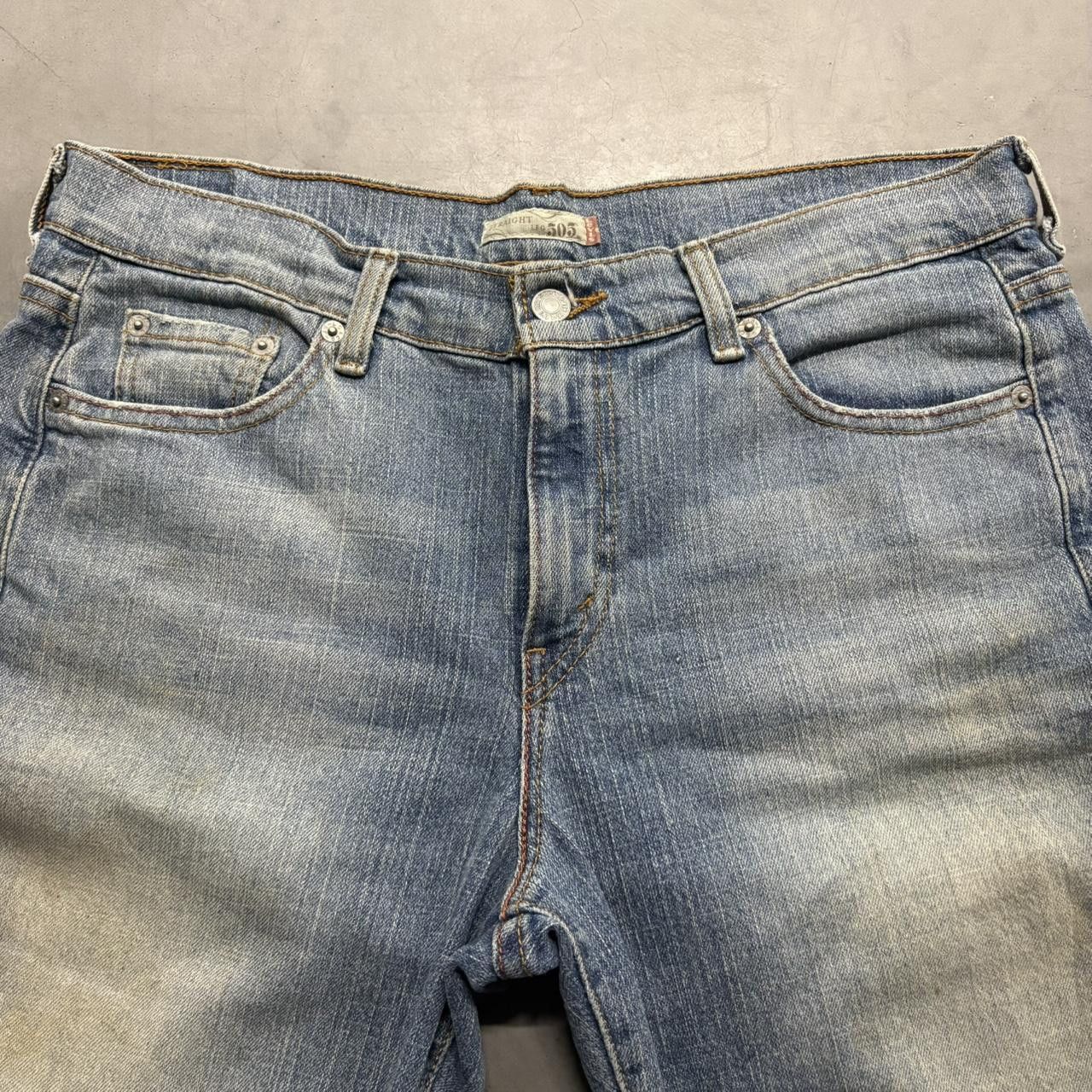Levi's Crazy Vintage Y2K/2000s Levis 505 Straight Leg Streetwear Medium Blue Wash Denim Jeans! Size US 32 / EU 48 - 2 Thumbnail