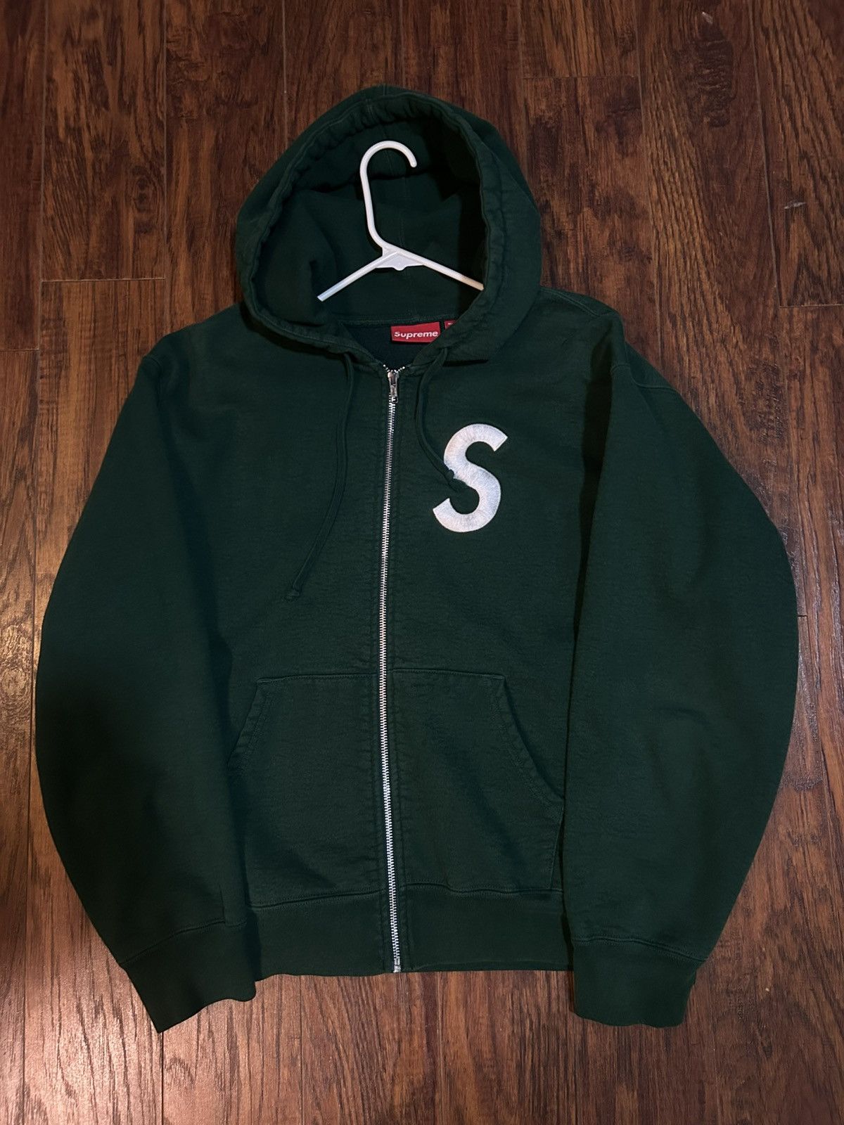 Supreme hoodie