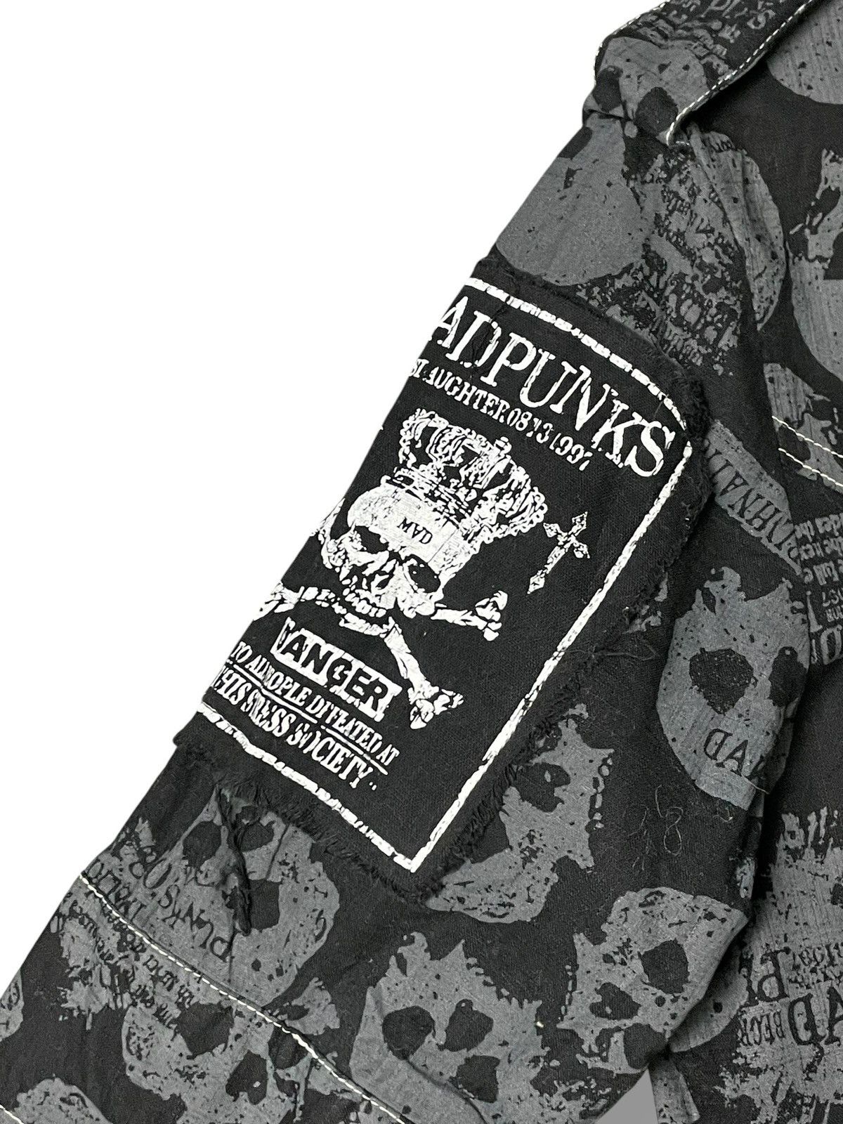If Six Was Nine × Japanese Brand × Le Grande Bleu (L.G.B.) Vintage Mad Punks Button Ups Shirts (49) Size US L / EU 52-54 / 3 - 7 Thumbnail