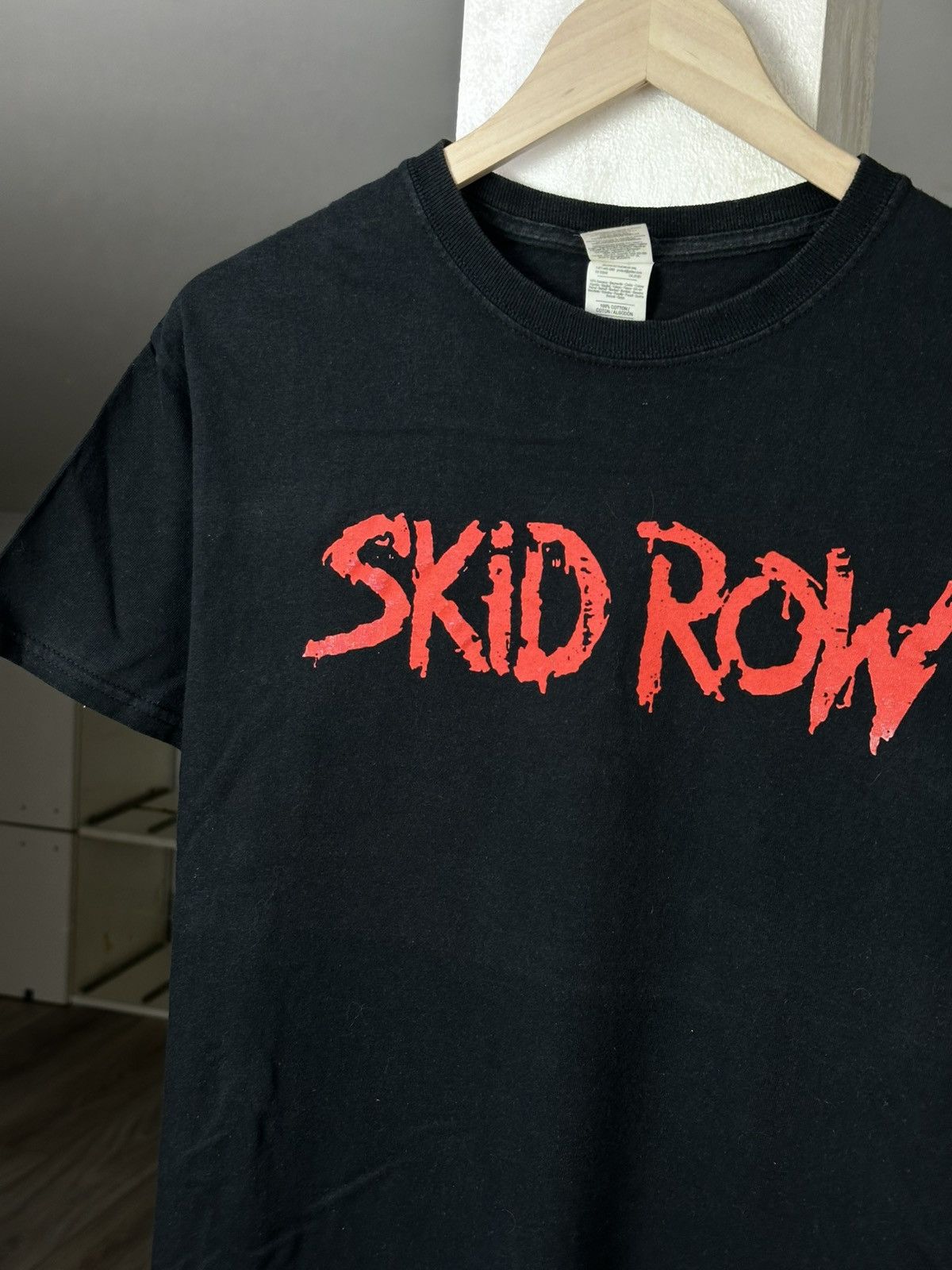 Band Tees VIntage Skid Row Band Rock Metal Tee Size US M / EU 48-50 / 2 - 2 Thumbnail