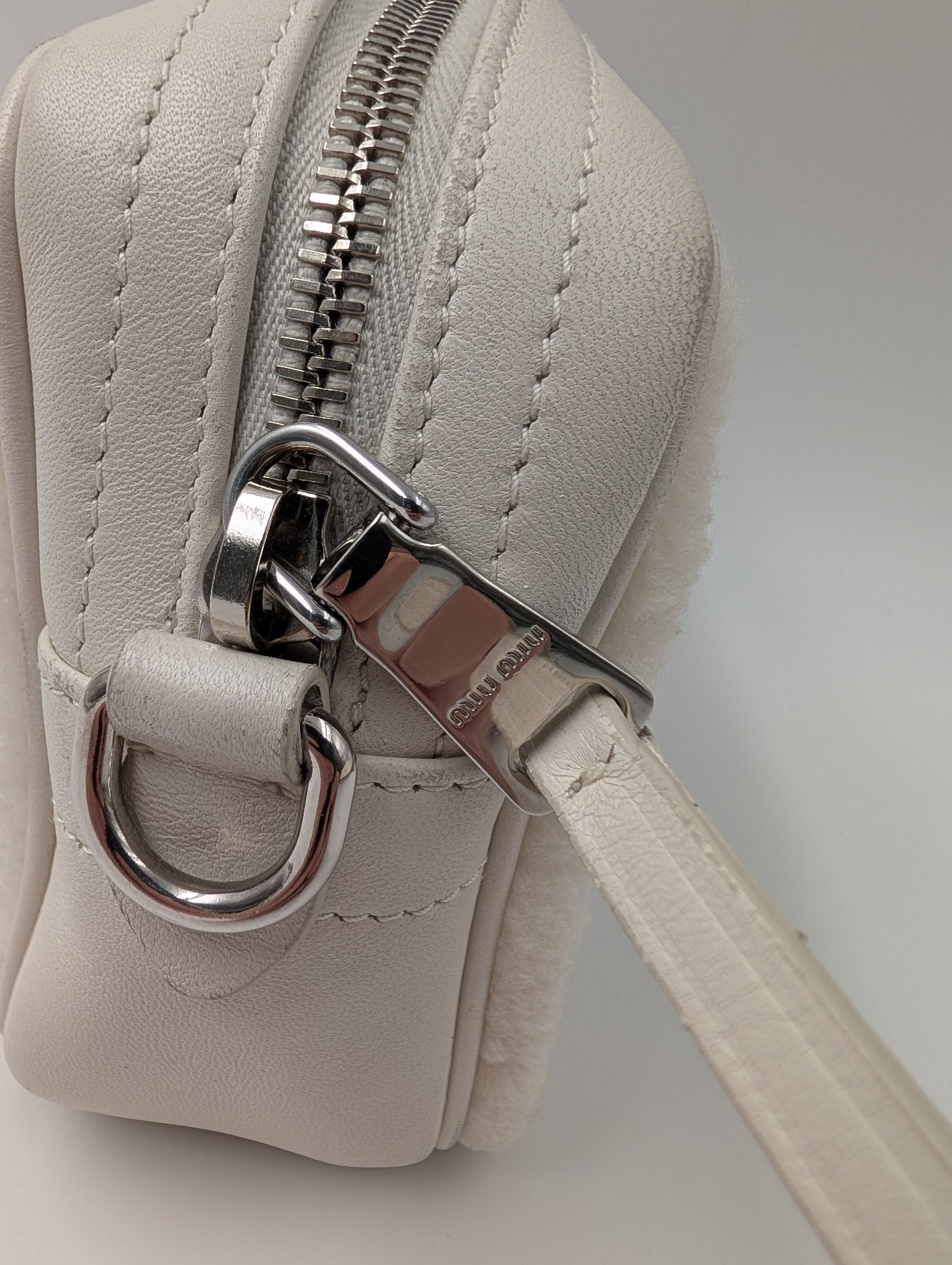 Miu Miu Leather Logo Crossbody Bag Sequin Embellished Shearling Size ONE SIZE - 4 Thumbnail