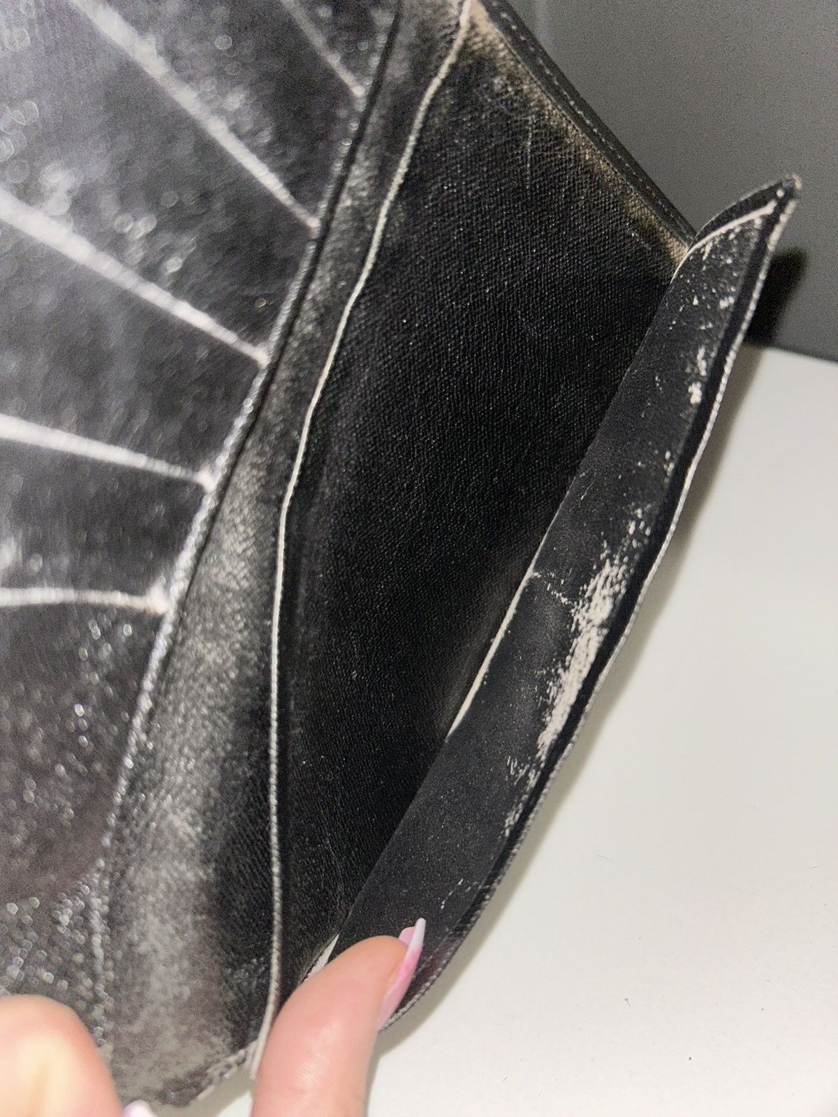 Louis Vuitton Louis Vuitton Black Epi Leather Wallet CA0977 Size ONE SIZE - 10 Thumbnail