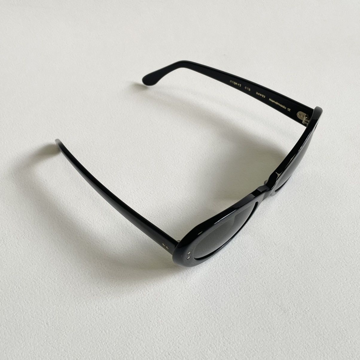 Cutler and Gross 70’s Style Black Oval ‘Cat Eye’ Sunglasses Size ONE SIZE - 5 Thumbnail