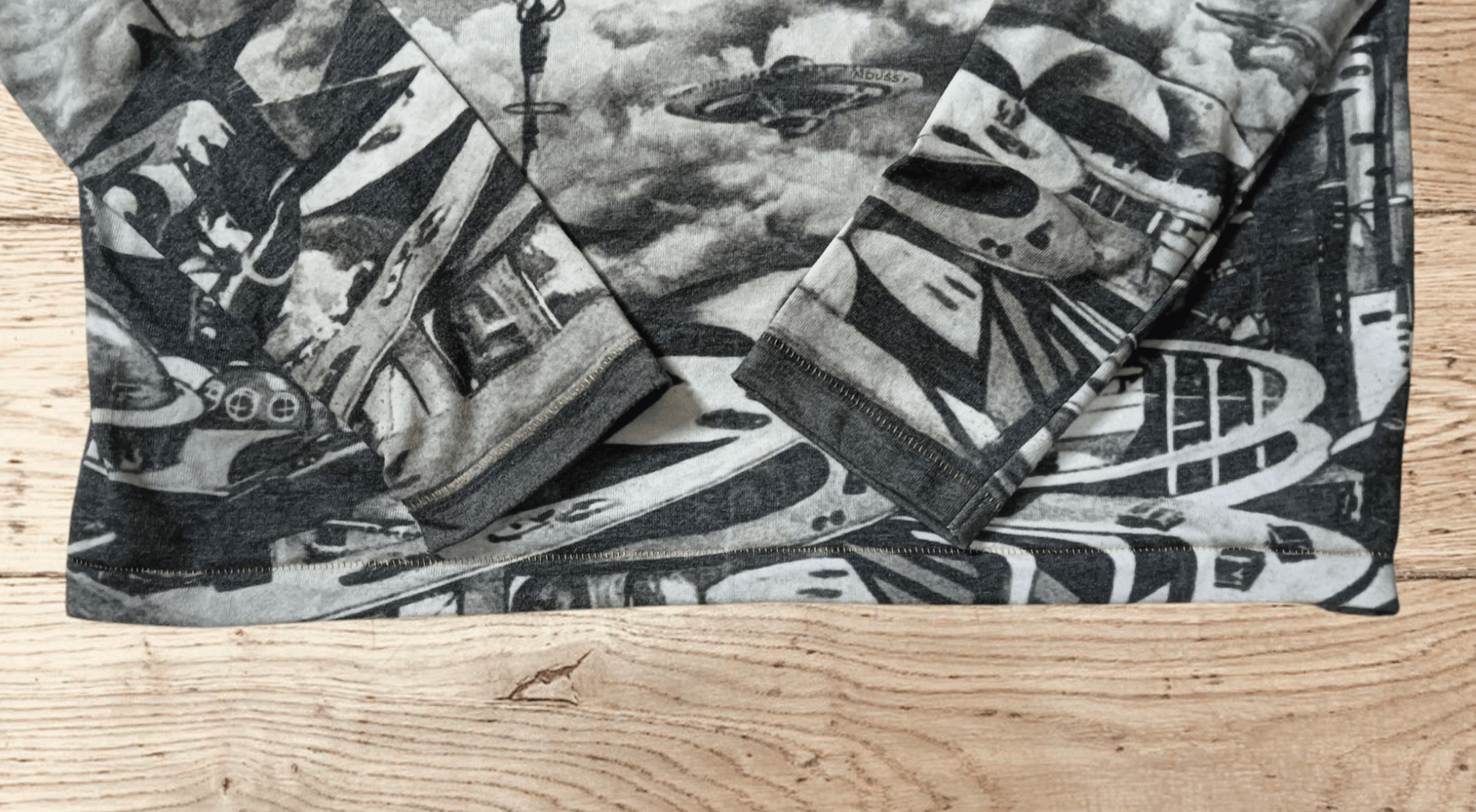 Japanese Brand × MOUSSY Moussy Full Print Art Size ONE SIZE - 7 Thumbnail