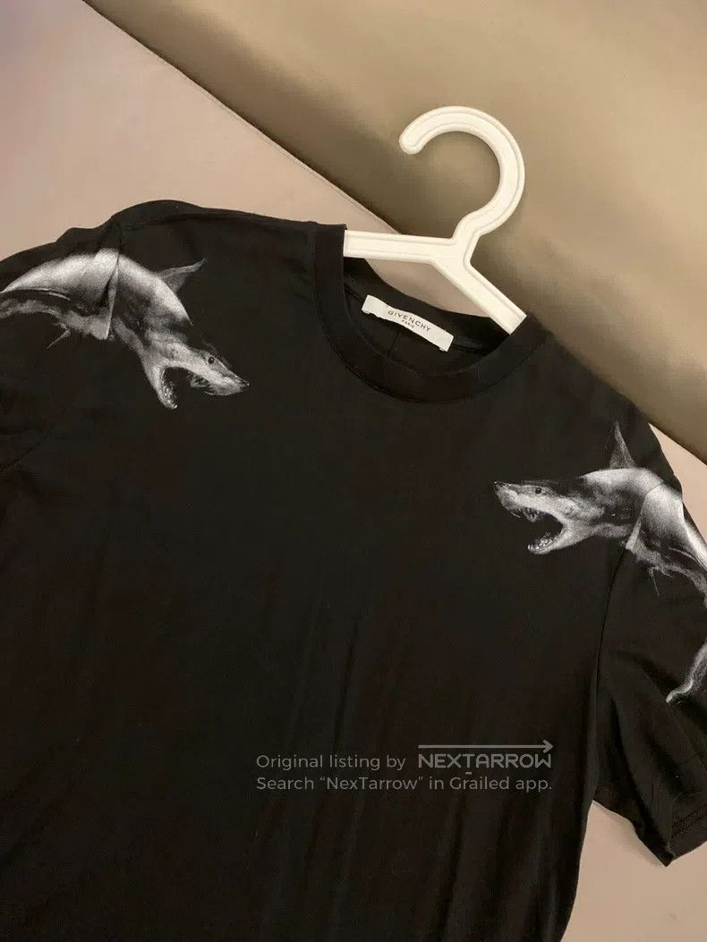 Givenchy Givenchy T-shirt Size US M / EU 48-50 / 2 - 2 Thumbnail