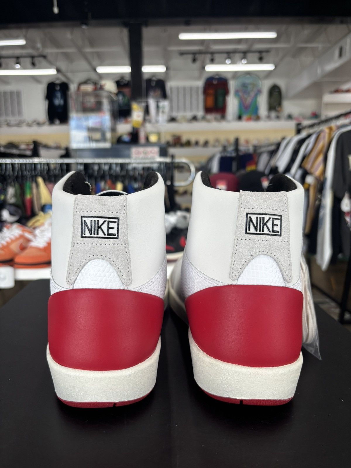 Jordan Brand Jordan 2 Retro SE Nina Chanel Abney (W) Sz. 11.5M/13W Size US 11.5 / EU 44-45 - 3 Thumbnail