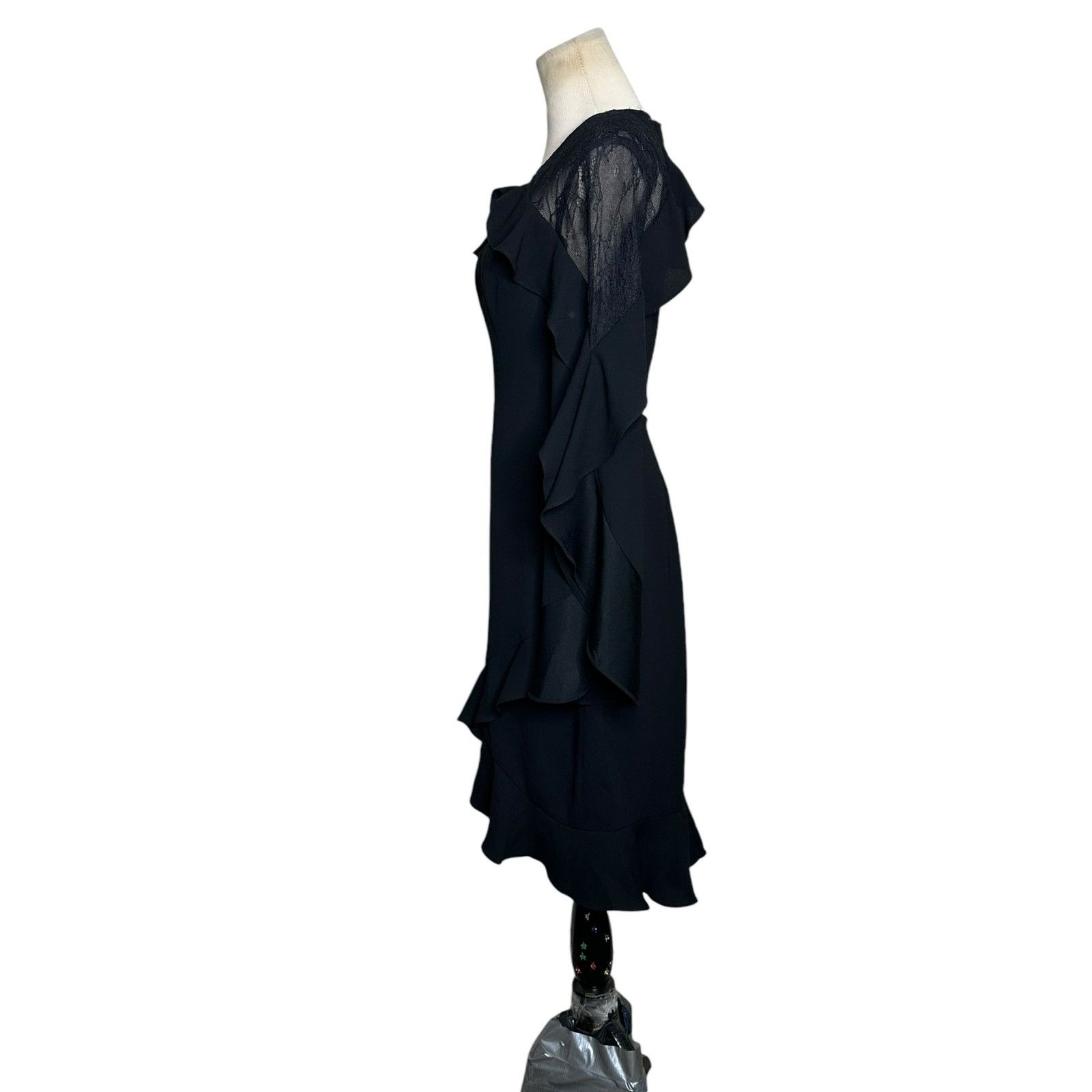 Bcbgmaxazria BCBGMAXAZRIA open back lace detail party dress size 4 Size S / US 4 / IT 40 - 7 Thumbnail