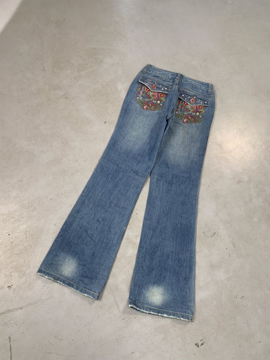 True Religion Vintage y2k womens embroidered inspired jeans boot cut Size 26" / US 2 / IT 38 - 1 Thumbnail