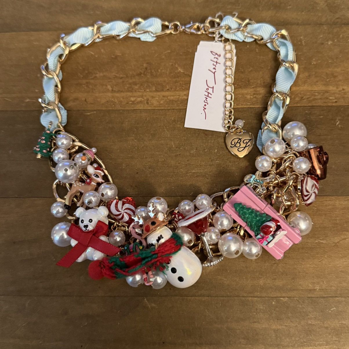 Betsey Johnson Betsy Johnson Christmas Jingle Bell charm collar necklace Size ONE SIZE - 6 Thumbnail
