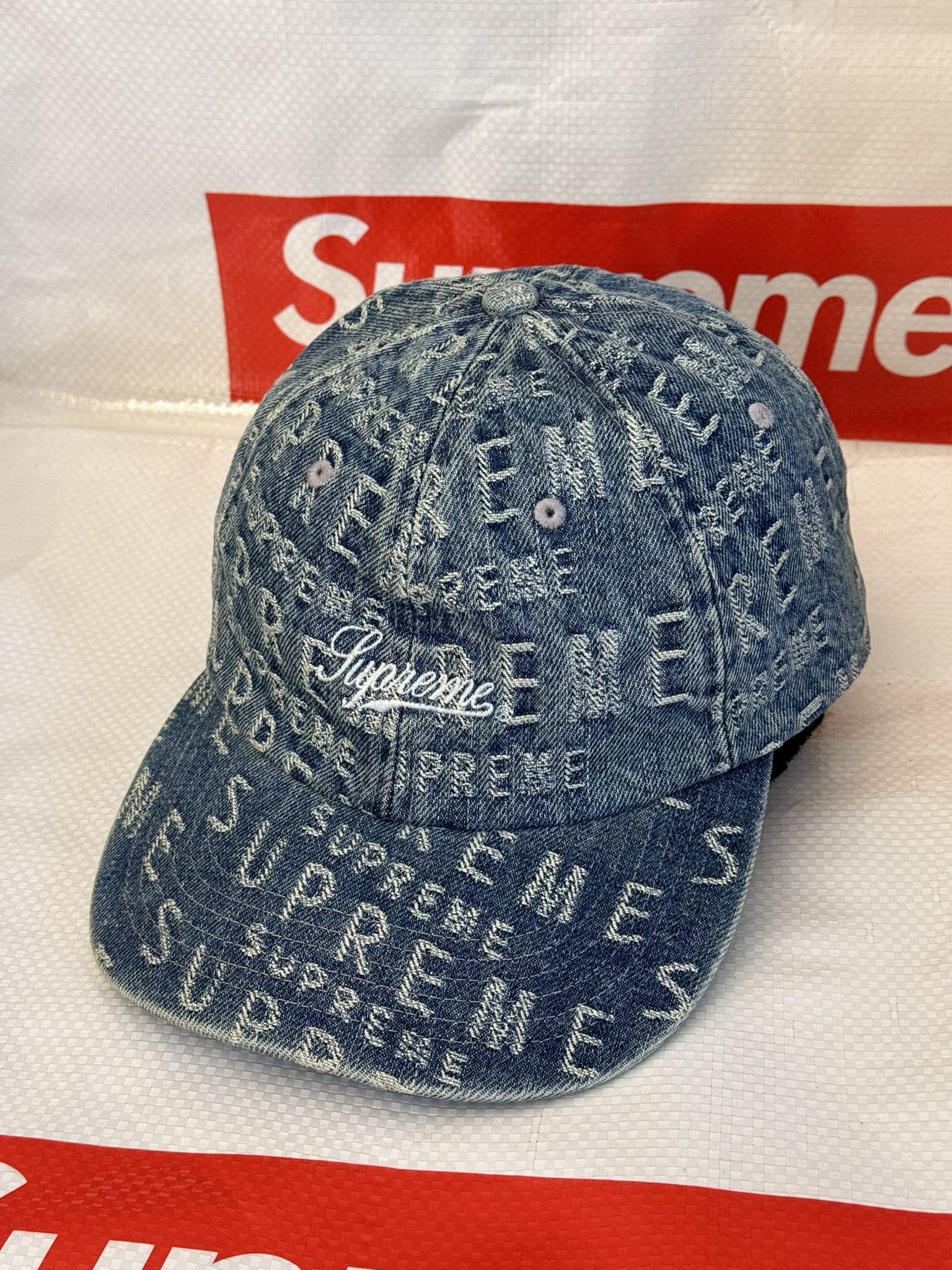 supreme／fade jacquard denim crusher ／S／M Buy Supreme Fade Jacquard Denim Crusher 'Blue' - SS22H35