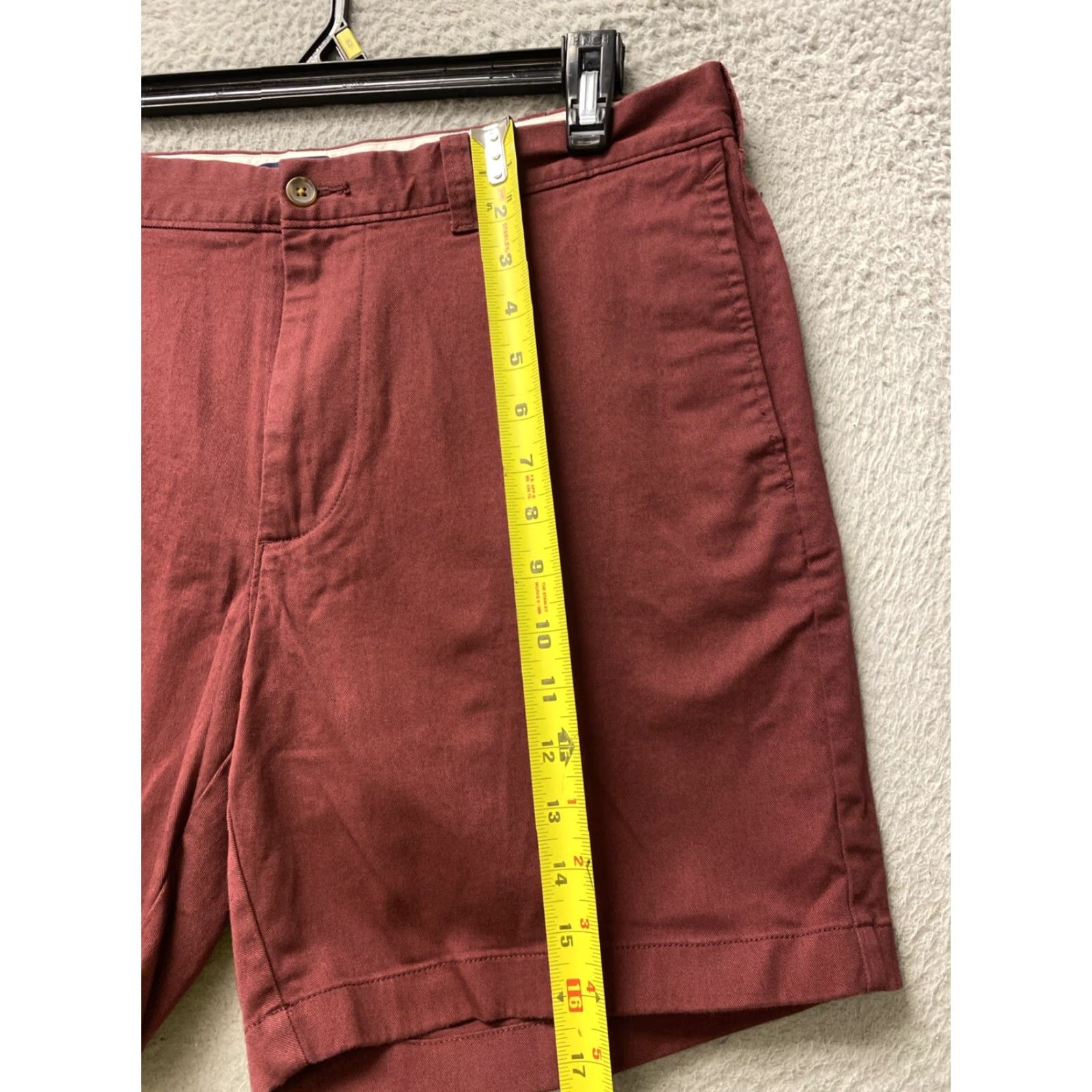 J.Crew J.CREW Shorts Men 34 Maroon Flat Front 8in Inseam Belted Chino Classic Mens Size US 34 / EU 50 - 3 Thumbnail