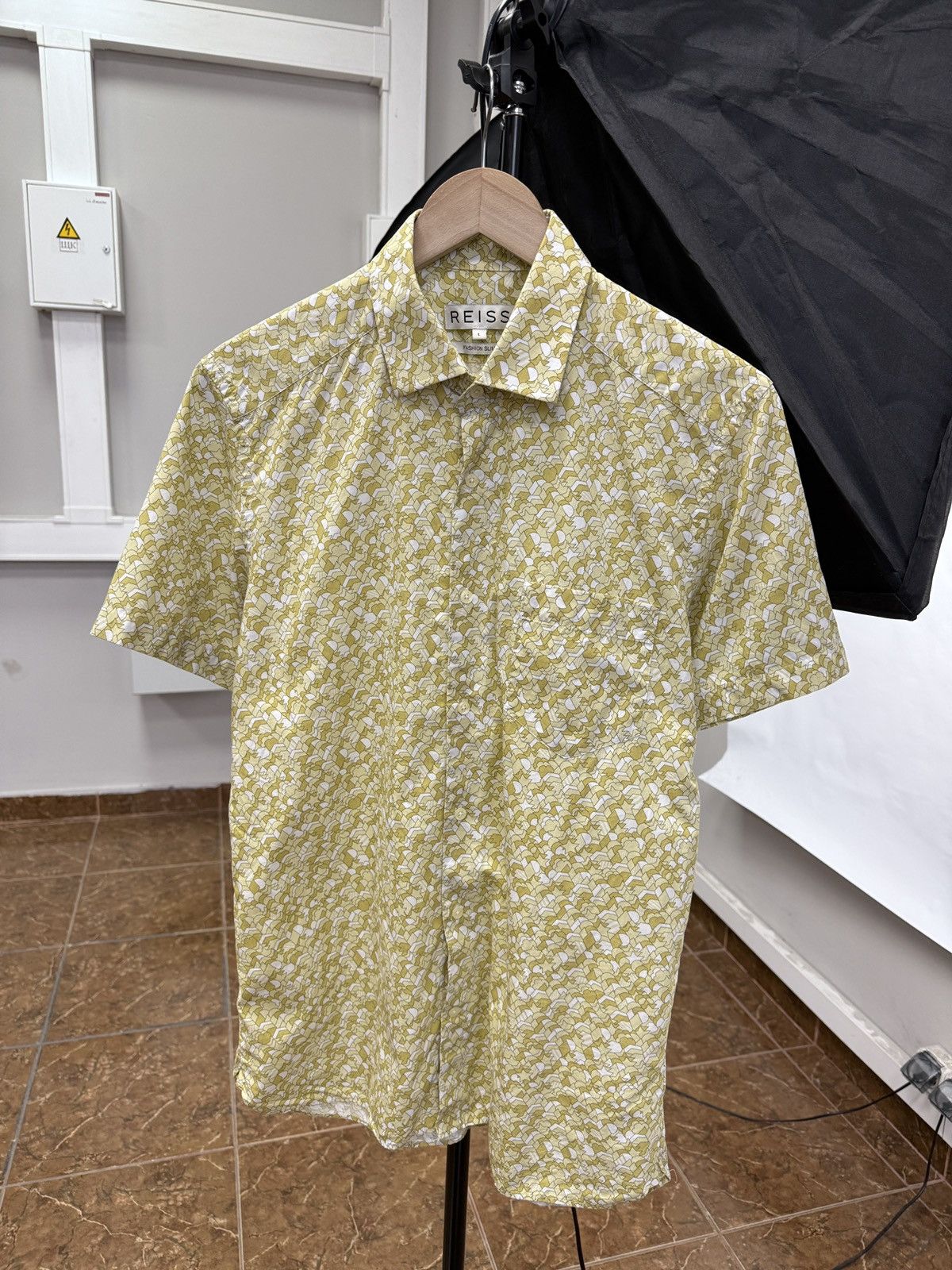 Reiss Reiss Luxury Hawaiian Button Up Shirt Size US L / EU 52-54 / 3 - 1 Thumbnail