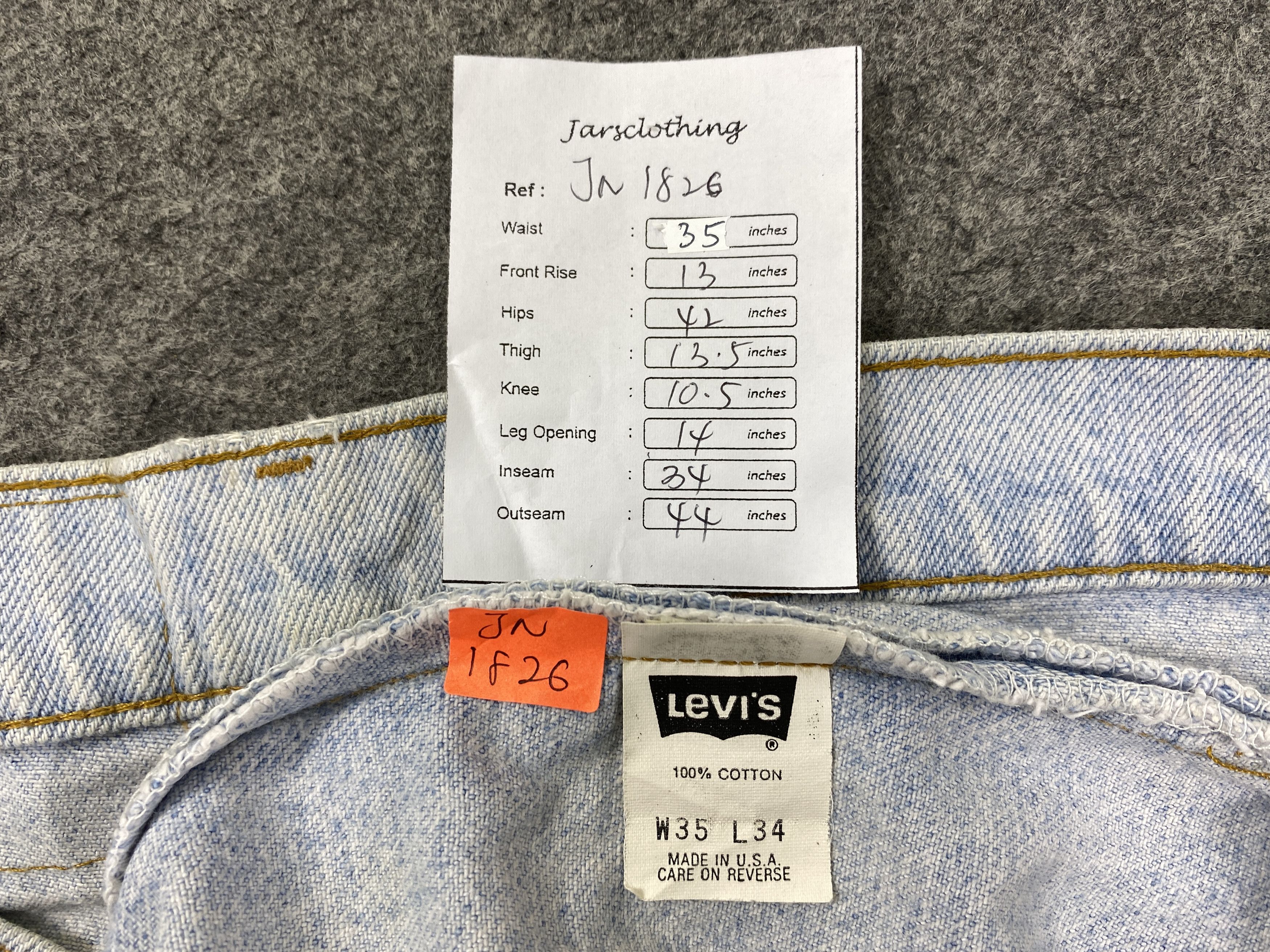 Levi's 90's Light Wash Vintage Levi's 550 USA 35x34 Denim -JN1826 Size US 35 - 7 Thumbnail