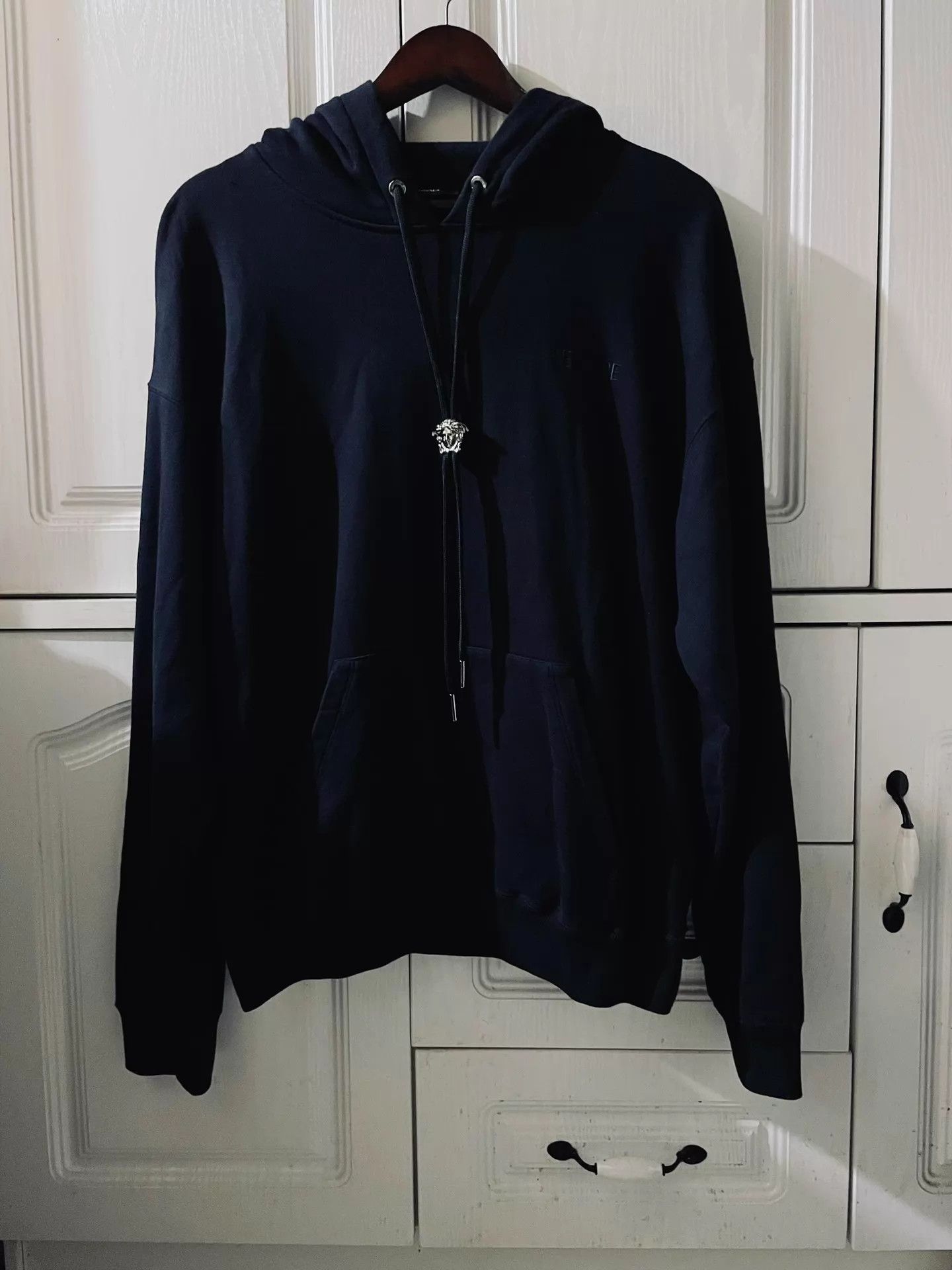Versace Versace Runway Embroidered Hoodie Medusa Gold Buckle M Size US M / EU 48-50 / 2 - 1 Thumbnail