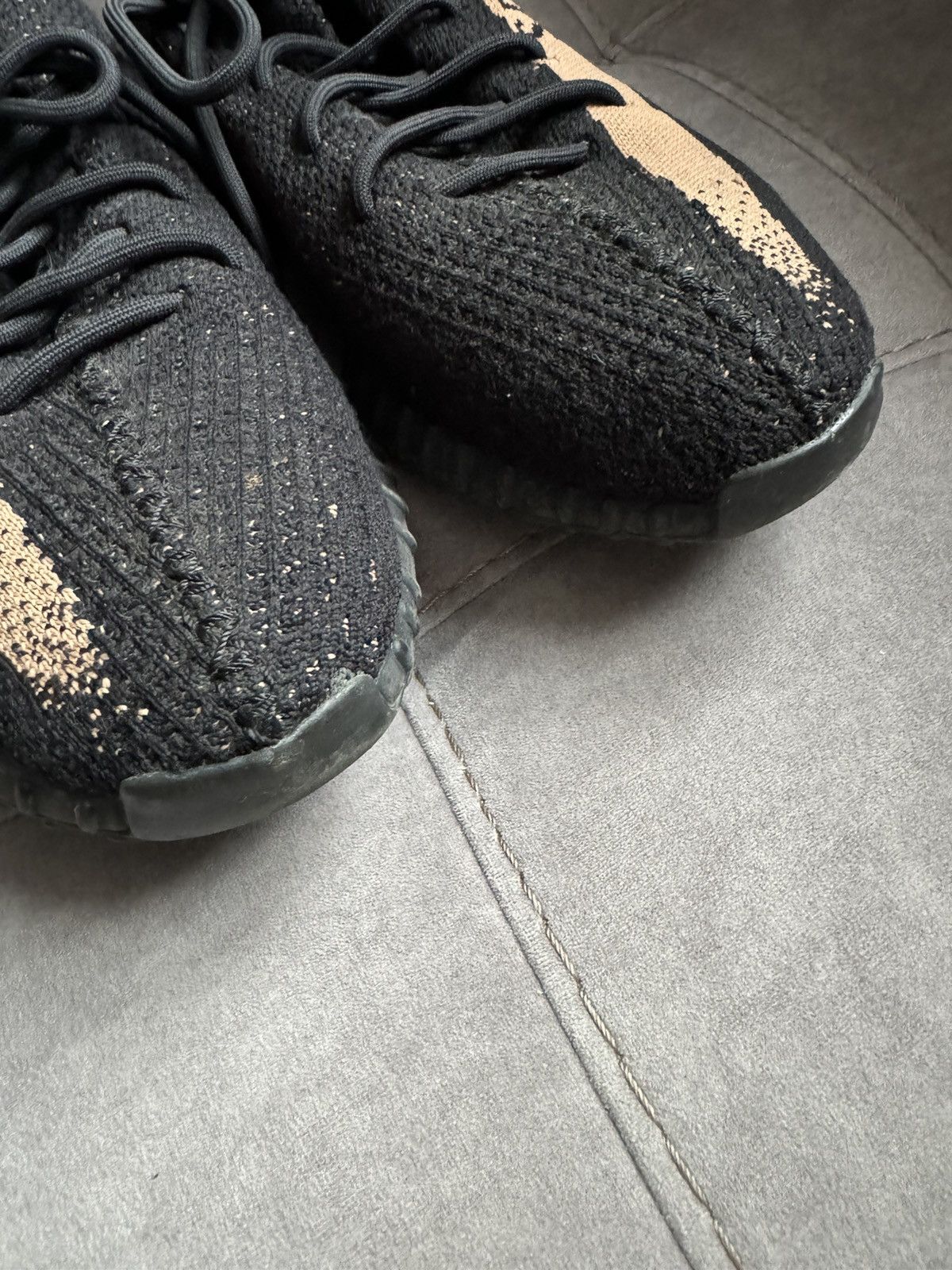 Adidas ADIDAS YEEZY BY1605 size UK12 / US12.5 study all photos well Size US 12.5 / EU 45-46 - 12 Thumbnail