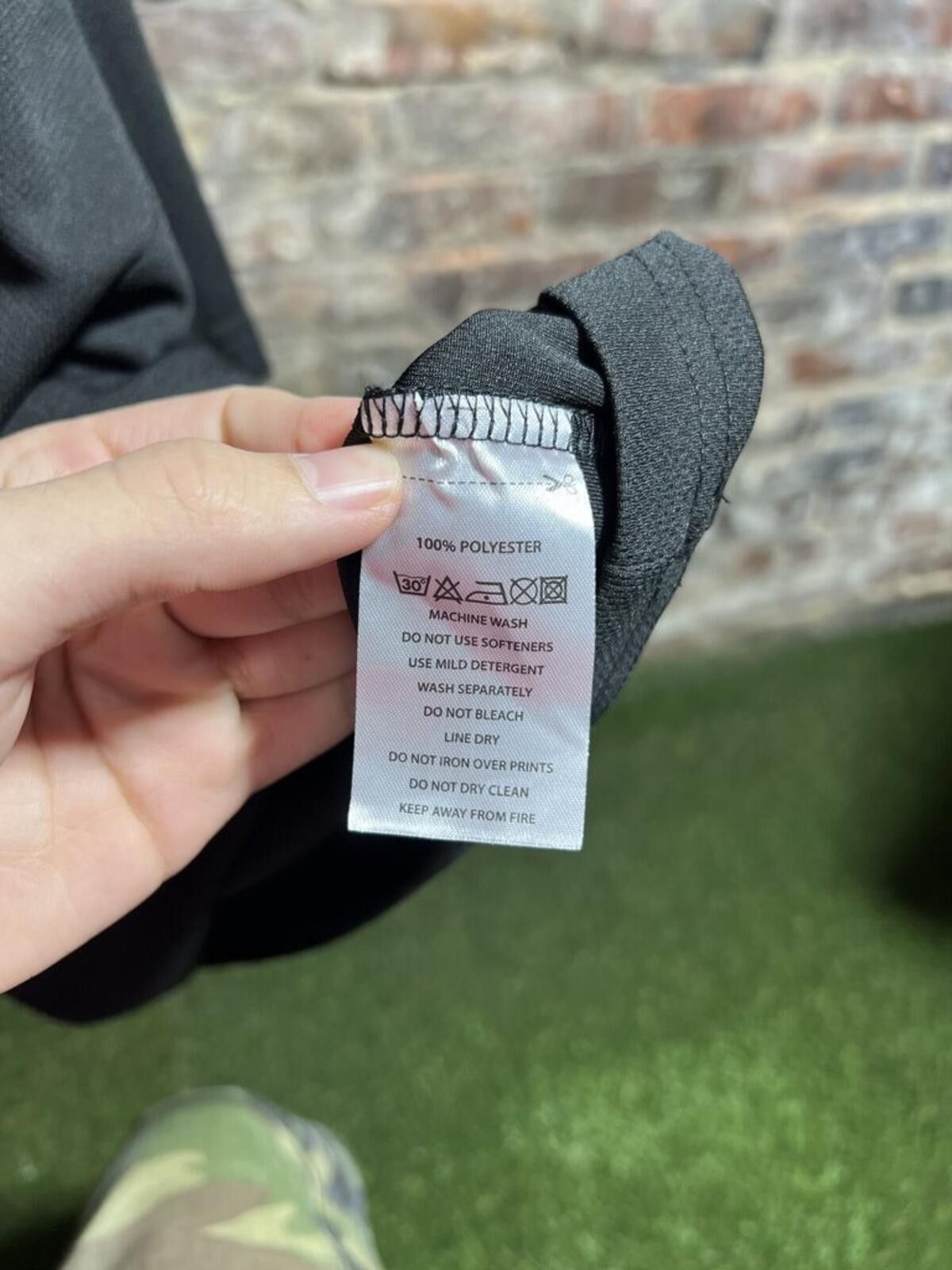 The GV Gallery GV Gallery Gosha Sport Pop UP Tee Black Sz, M Size ONE SIZE - 4 Thumbnail