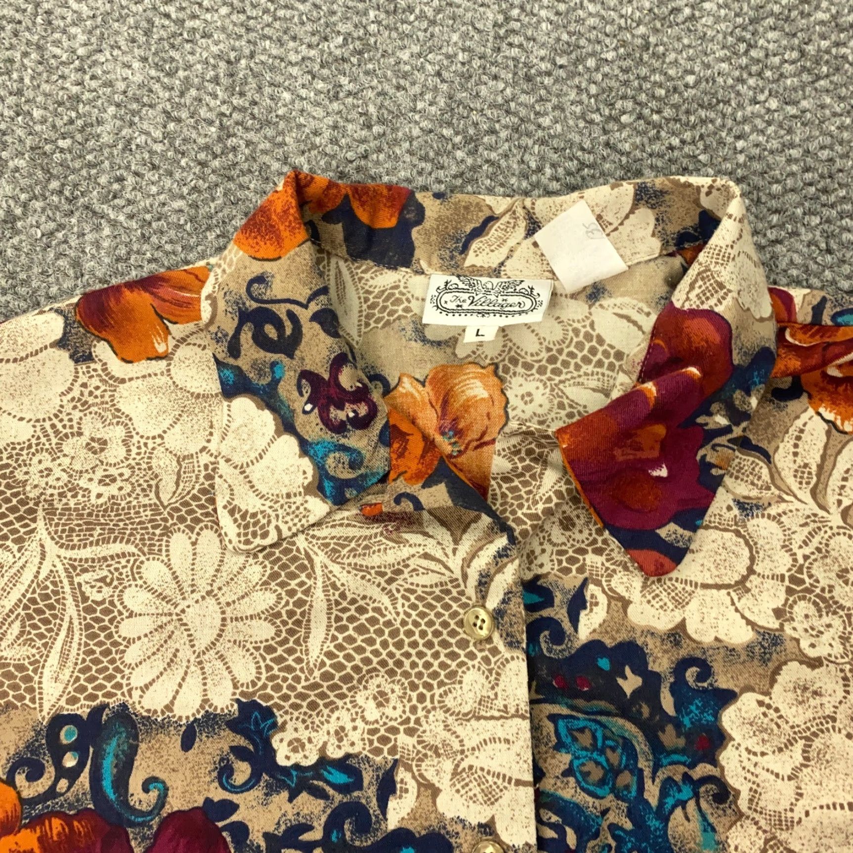 Vintage VTG The Villager Shirt Womens Large Floral All Over Print Top Button Up Size L / US 10 / IT 46 - 2 Thumbnail