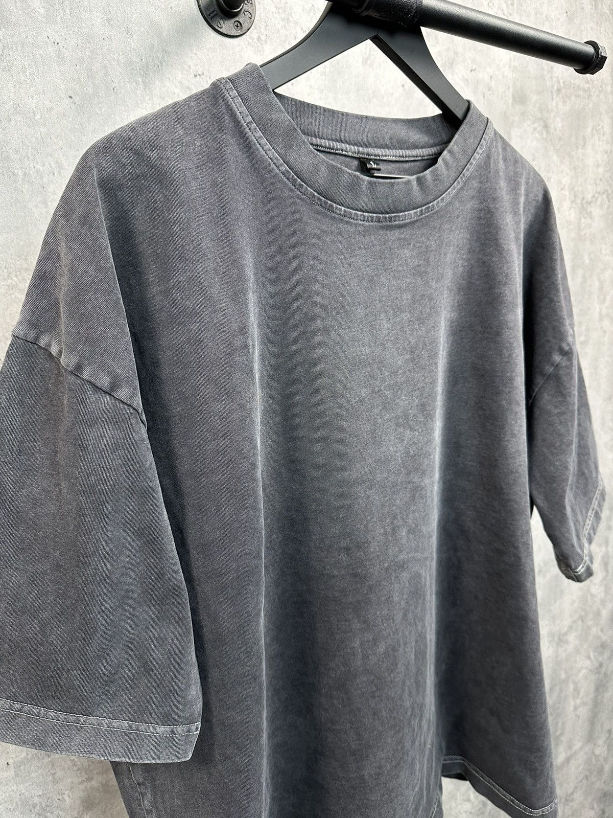 Vintage Washed Black Heavyweight Tshirt Boxy Fit Size US L / EU 52-54 / 3 - 4 Thumbnail