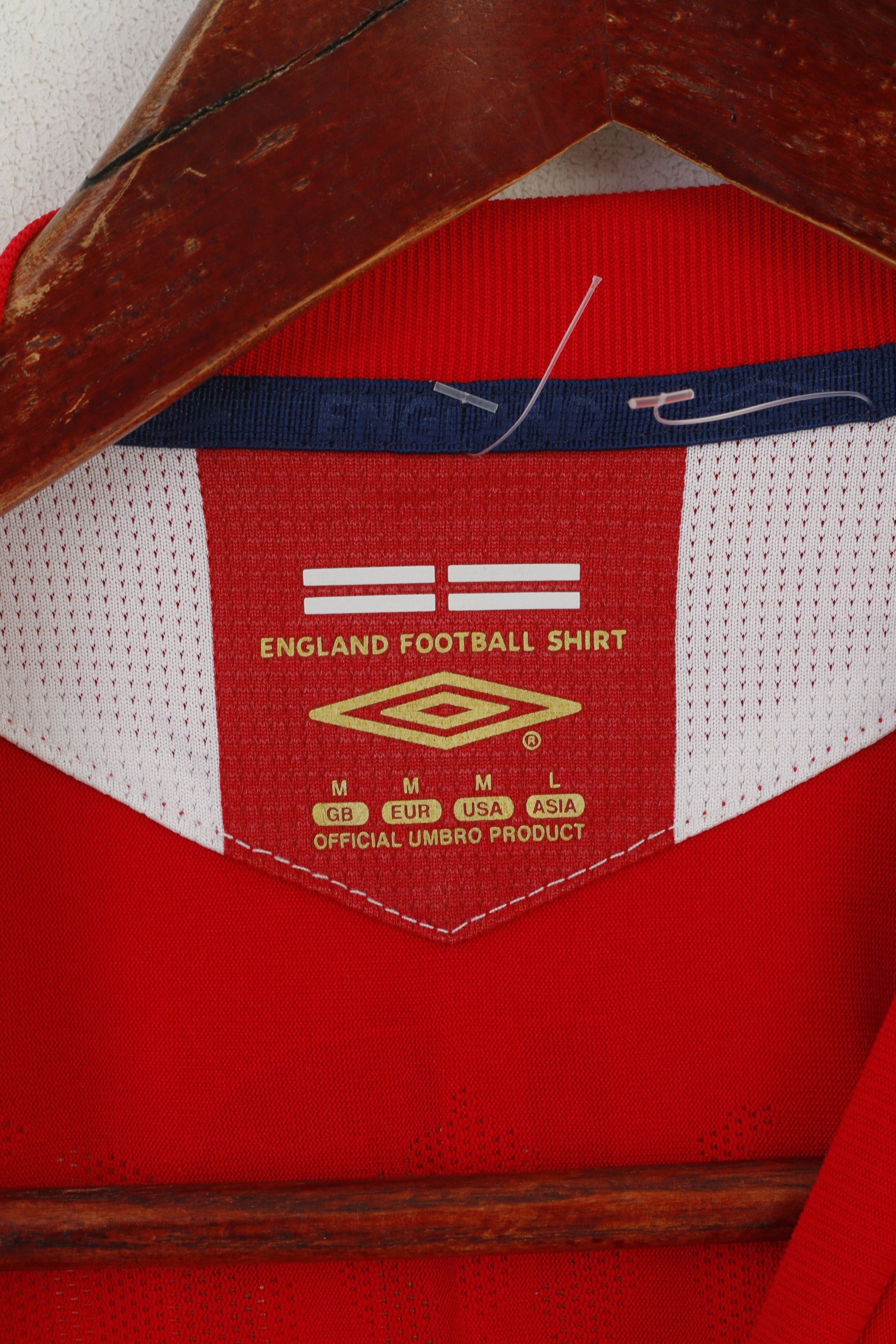 Umbro Umbro Men M Shirt Red England National 6259 Size US M / EU 48-50 / 2 - 5 Thumbnail