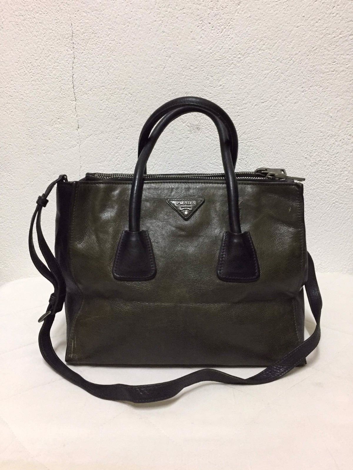 Prada PRADA Green Black Leather 2Way Shoulder Cross Body Bag Size ONE SIZE - 1 Thumbnail