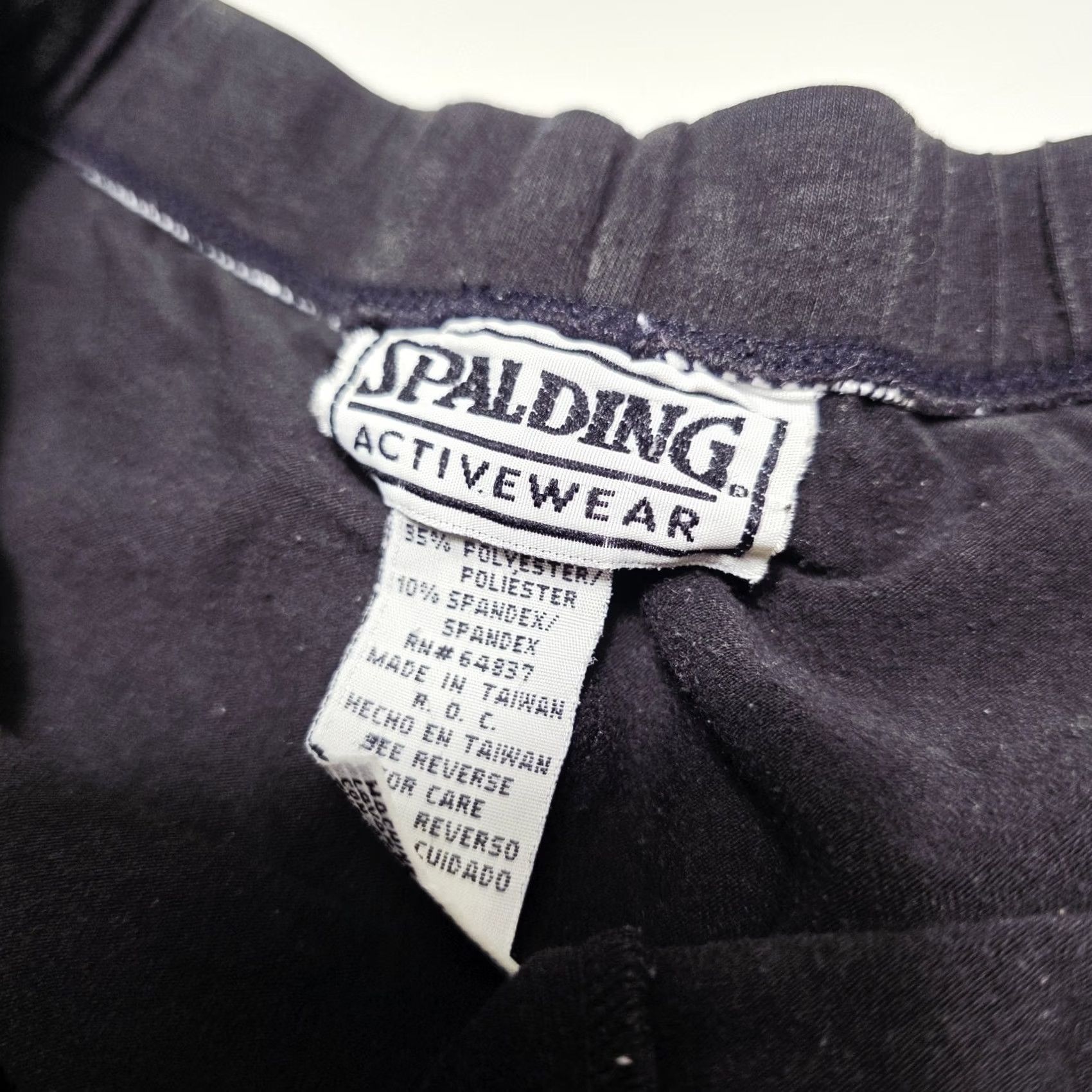 Spalding VINTAGE Spalding Women’s Biker Gym Athletic Shorts Black Green Purple Retro 80s/90s 2XL Women’s Athletic Shorts Elastic Waist Biker Theme Mens? Size 40" / US 18 - 3 Thumbnail