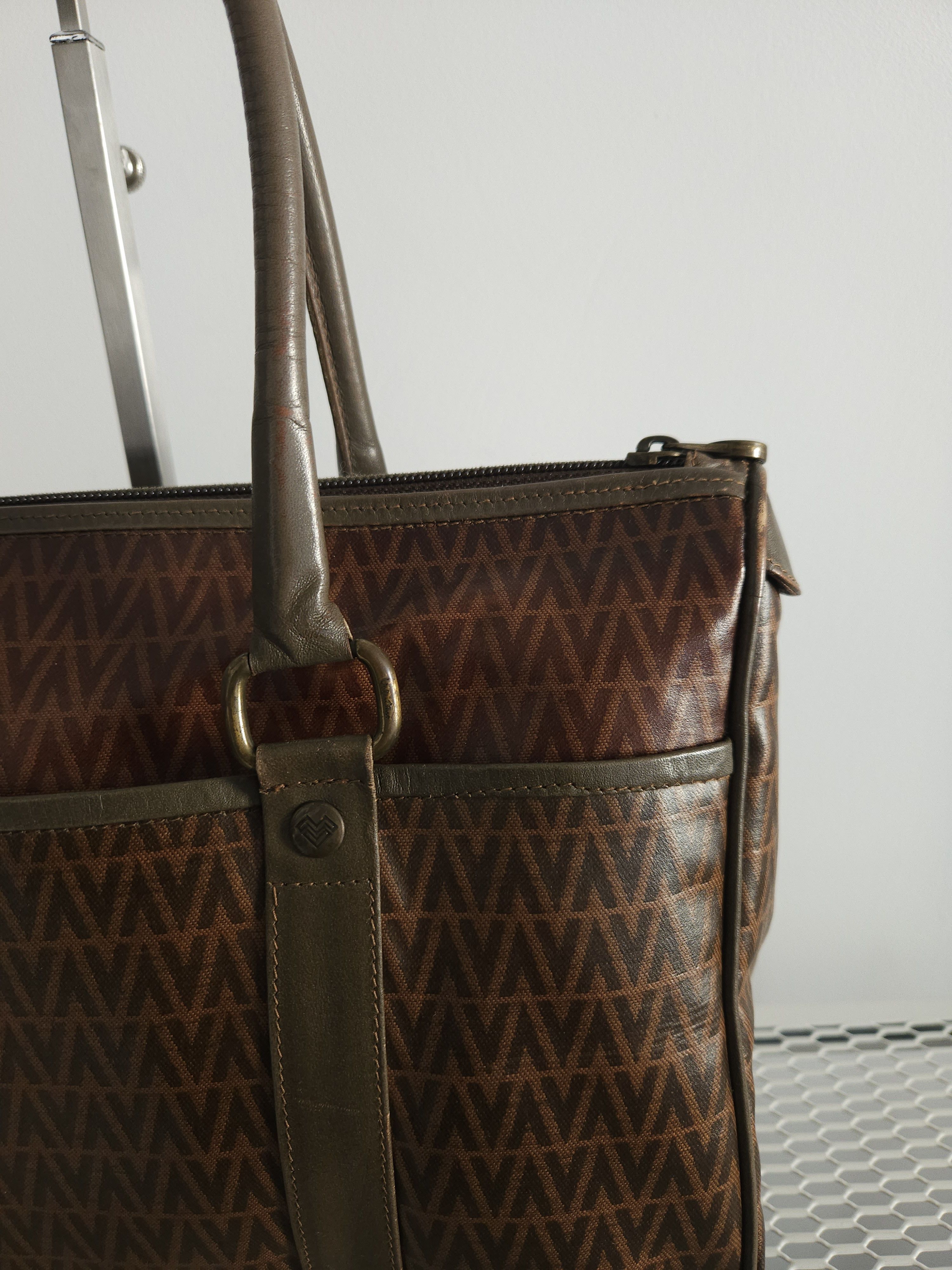 Mario Valentino × Vintage Vintage 80s Mario valentino monogram handbag Size ONE SIZE - 13 Thumbnail
