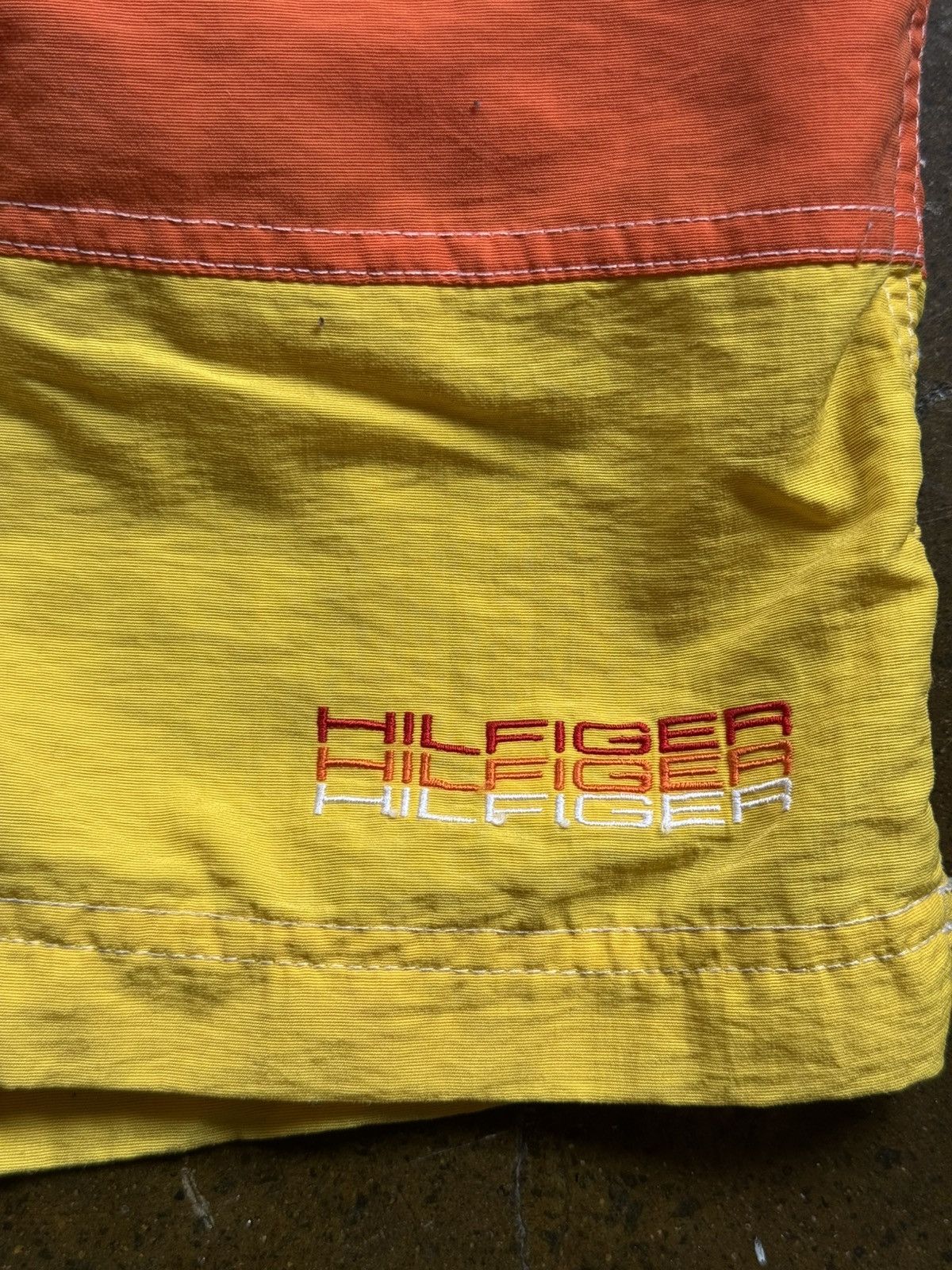 Tommy Hilfiger Tommy Hilfiger multi-coloured swim shorts Size US 34 / EU 50 - 2 Thumbnail