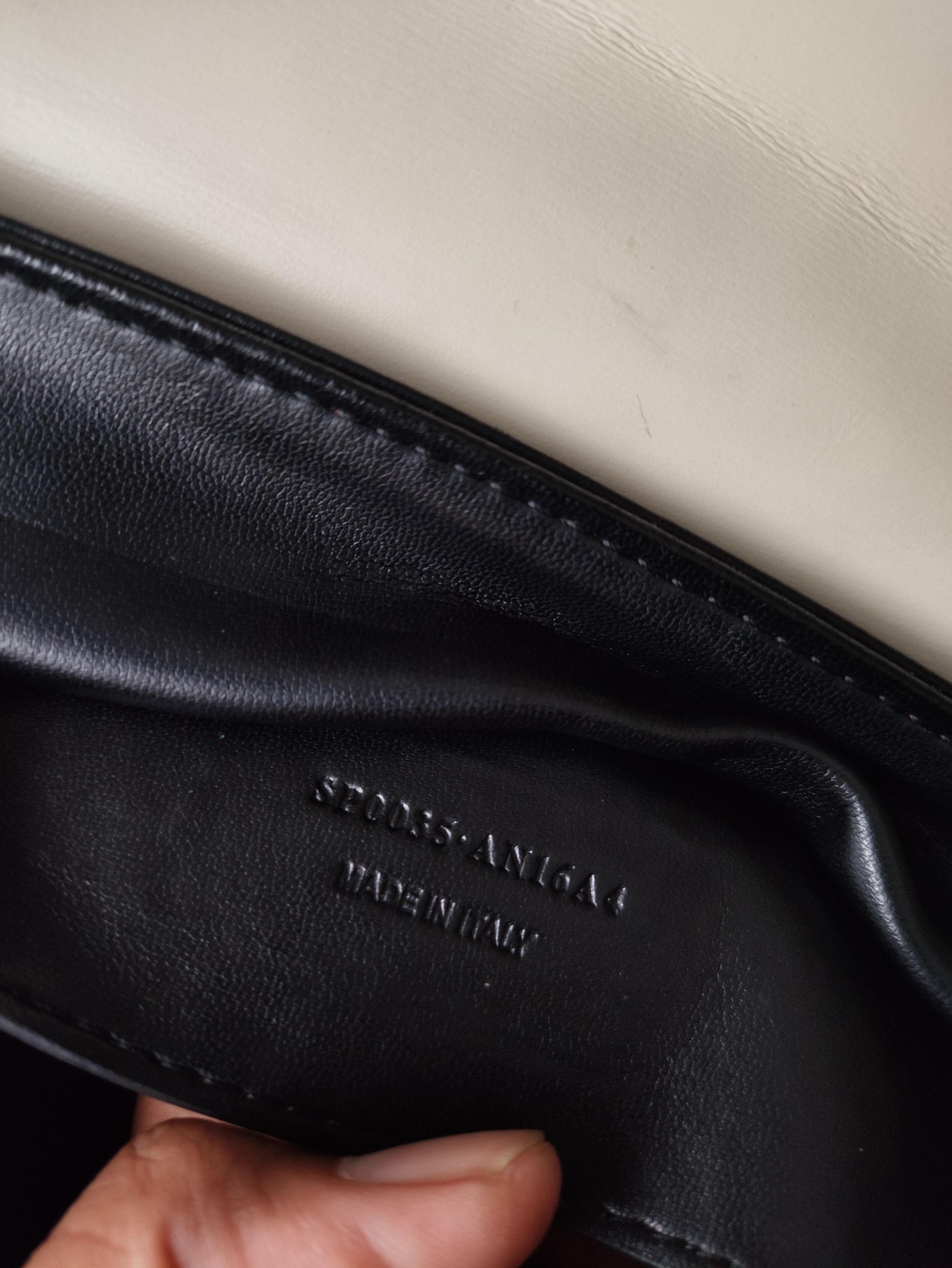Yves Saint Laurent White Leather Mailbox Size ONE SIZE - 6 Thumbnail