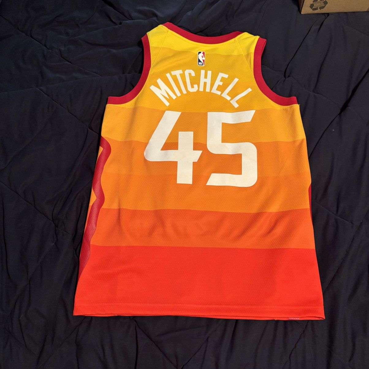 Nike Utah Jazz Donovan Mitchell sunset jersey Size US M / EU 48-50 / 2 - 2 Thumbnail