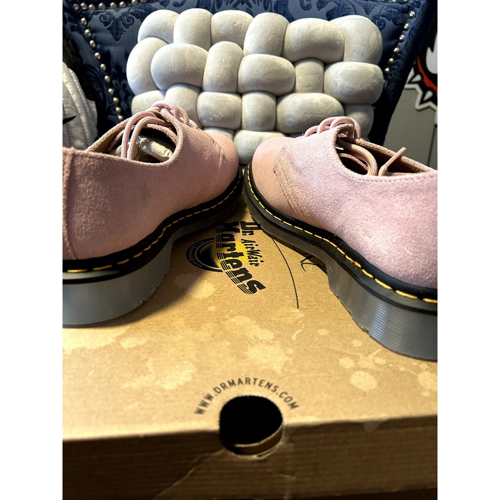 Dr. Martens Dr Martens 1461 Iced Chalk Pink Suede Oxfords size 10/EU 42 Size US 10 / IT 40 - 5 Thumbnail