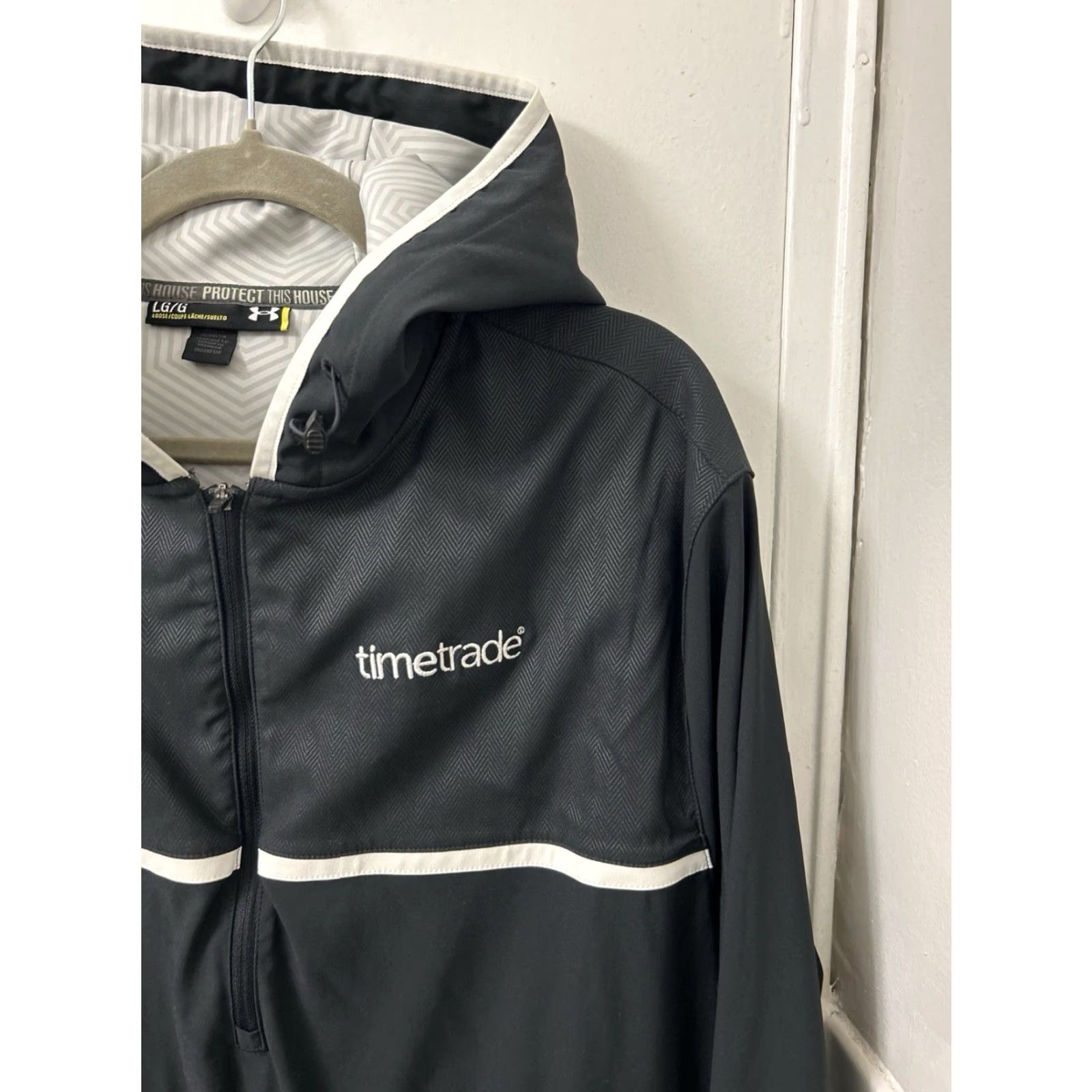 Under Armour Under Armour Jacket Mens L Black Hooded 1/4 Zip Windbreaker Pullover L/S Size US L / EU 52-54 / 3 - 5 Thumbnail