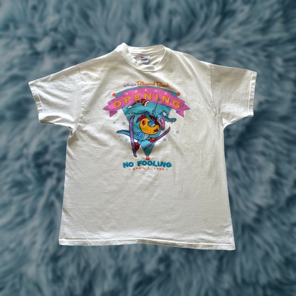 Hanes VINTAGE Disney Blizzard Beach Grand Opening No Fooling T-shirt Size XL White 90s Mens Size US XL / EU 56 / 4 - 1 Thumbnail