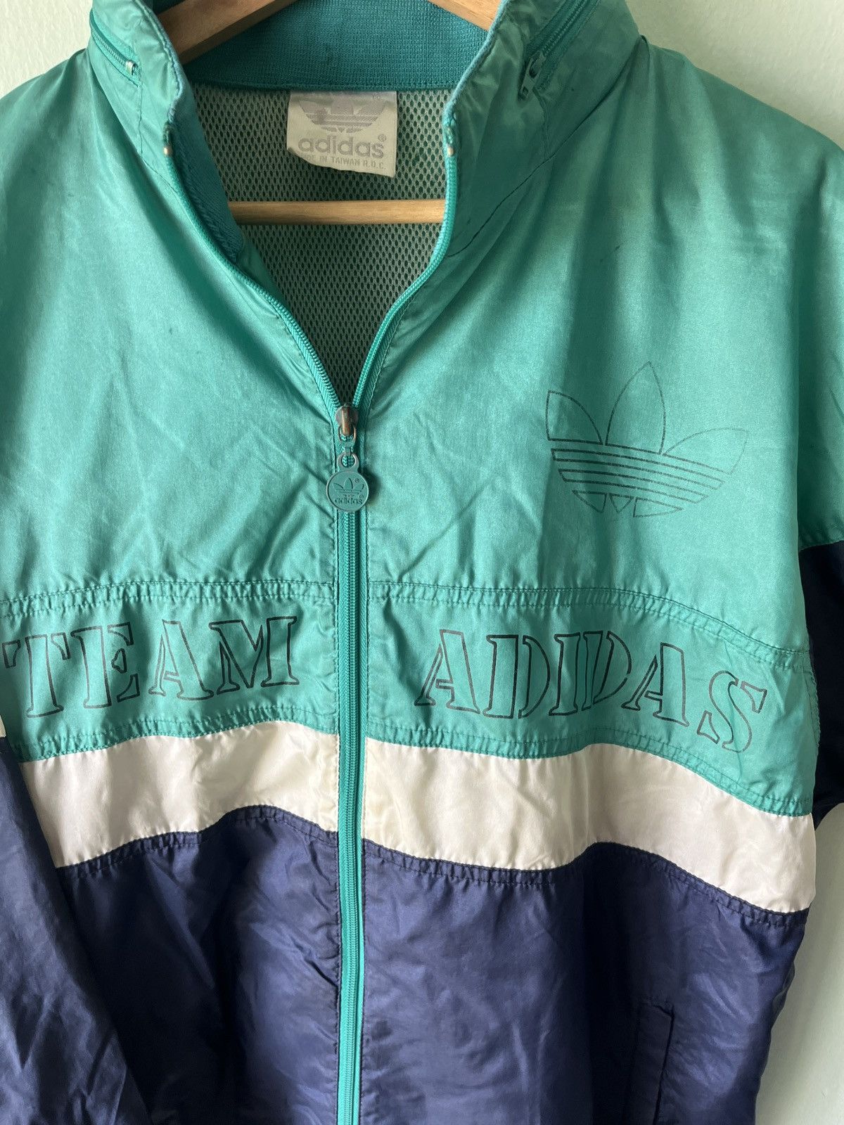 Adidas × Vintage Vintage Team Adidas Big Logo Windbreaker Size US L / EU 52-54 / 3 - 3 Thumbnail