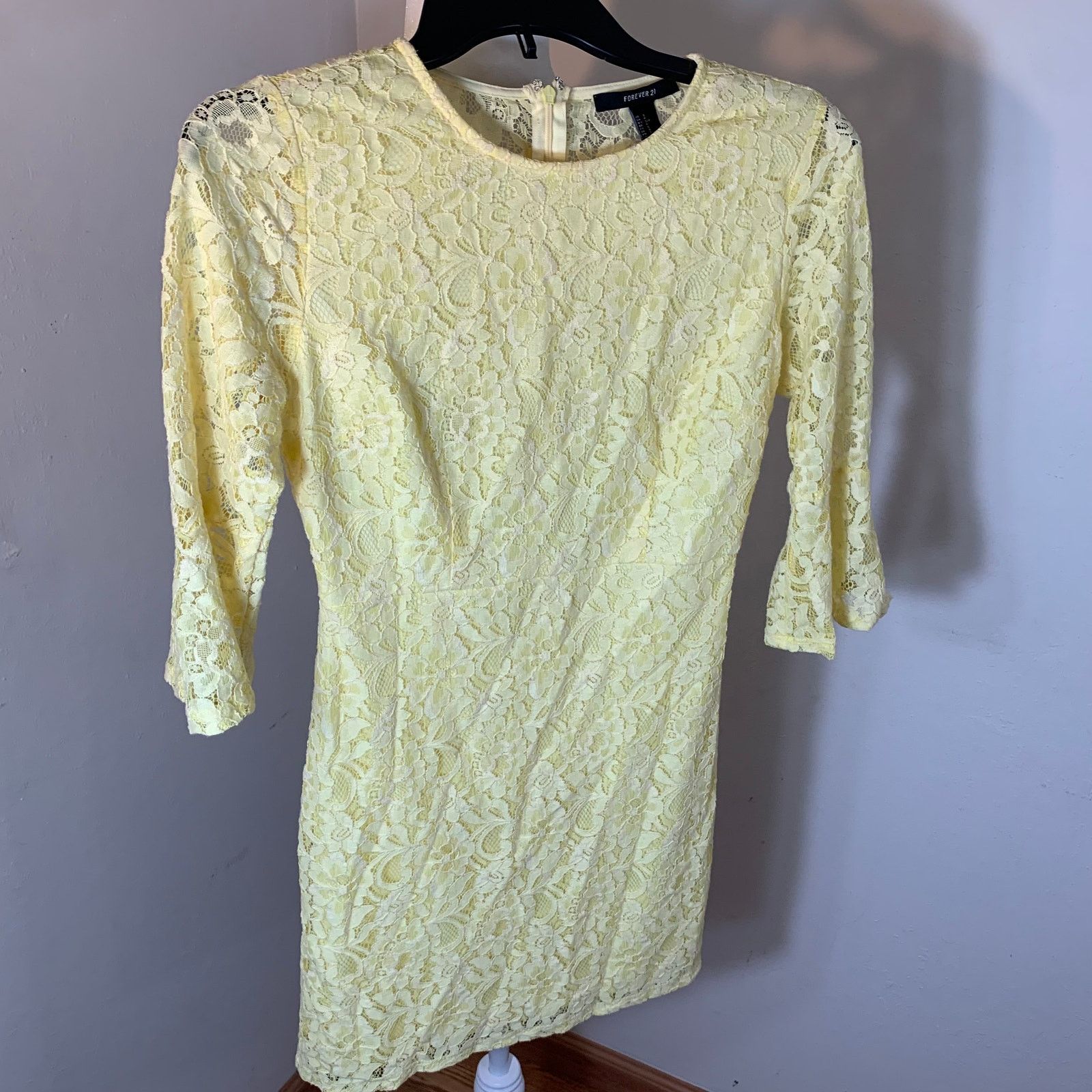 Forever 21 Forever21 women’s yellow dress size S Size S / US 4 / IT 40 - 6 Thumbnail
