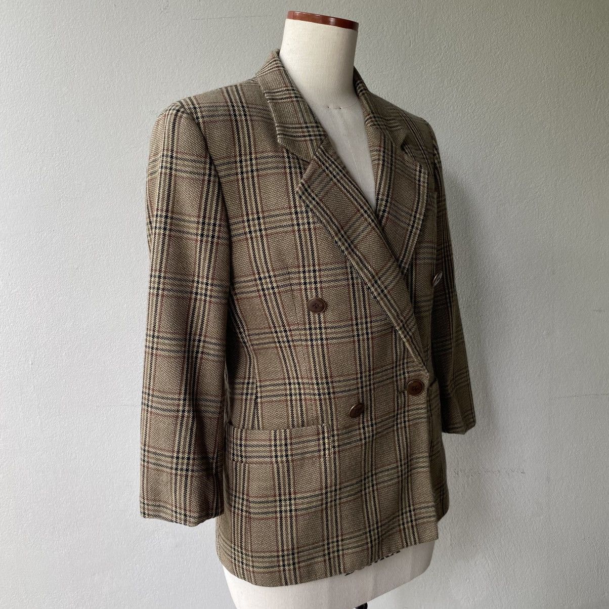 Burberry Burberrys Brown Plaid Double-Breasted Blazer Size L / US 10 / IT 46 - 24 Thumbnail