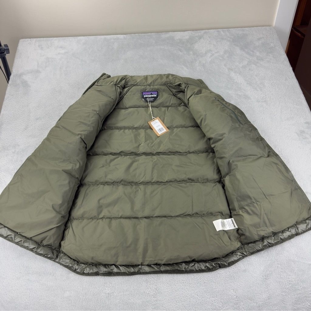 Patagonia Patagonia NWT Women's Size Small Raven Rocks 75% Down 25% Fe Size S / US 4 / IT 40 - 3 Thumbnail