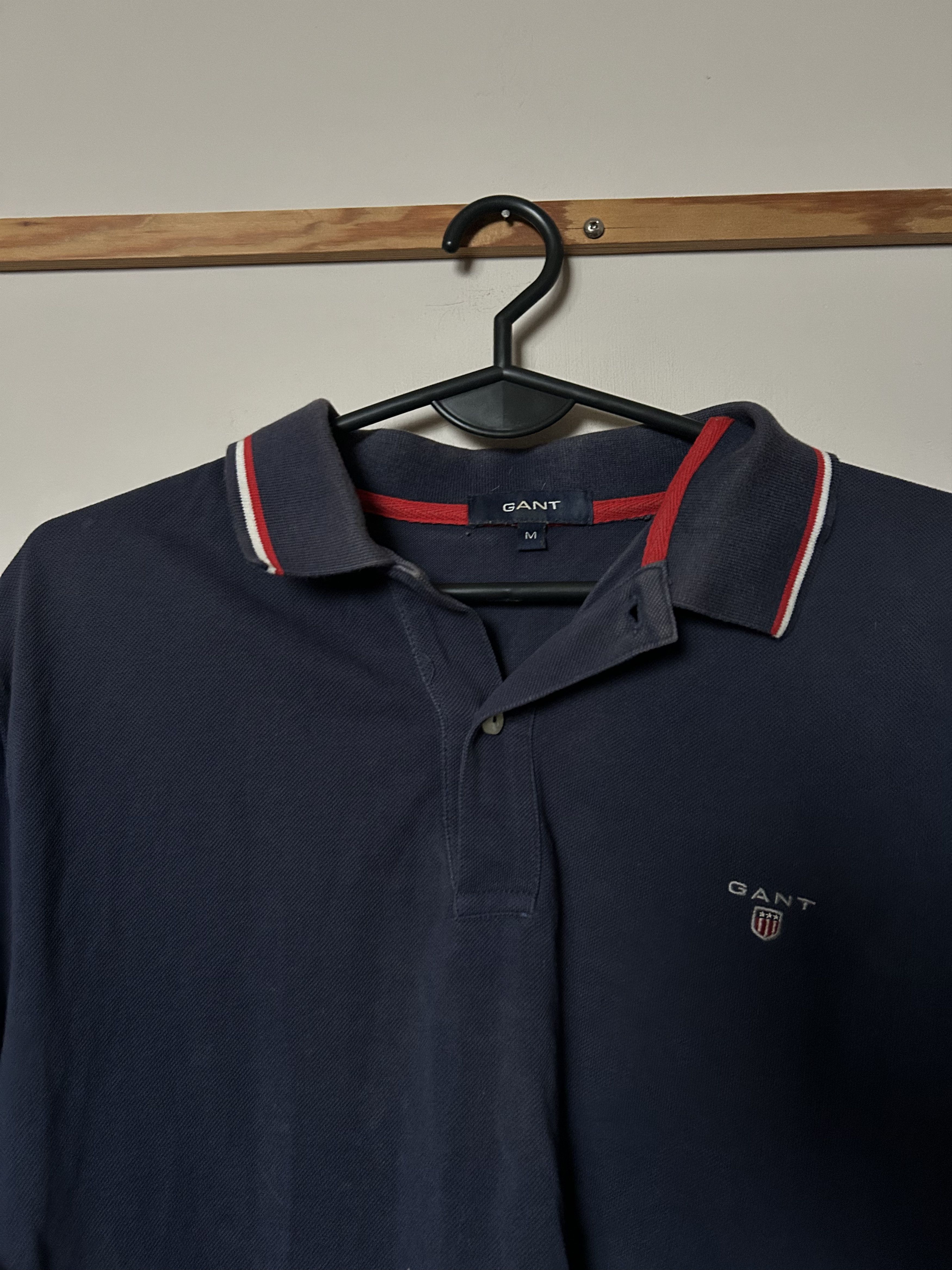 Gant Men's navy blue polo shirt - GANT - M - SALE Size US M / EU 48-50 / 2 - 3 Thumbnail