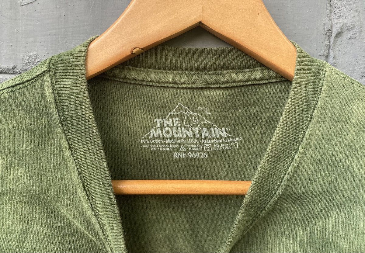 The Mountain The Mountain Tiger Eyes Wildlife Tie Dye T-shirt Made in USA Size US L / EU 52-54 / 3 - 4 Thumbnail