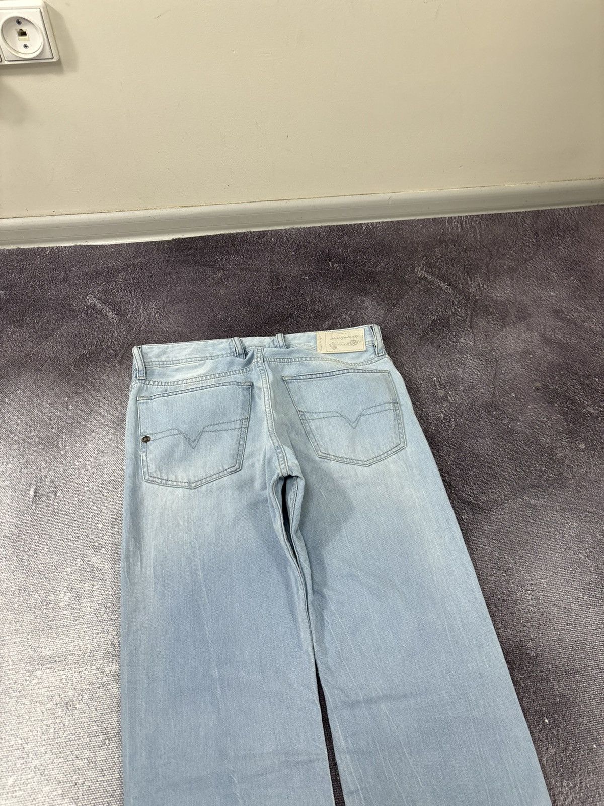Diesel Diesel Waykee Regular Straight NWT Men’s Blue Denim Jeans Size US 30 / EU 46 - 21 Thumbnail