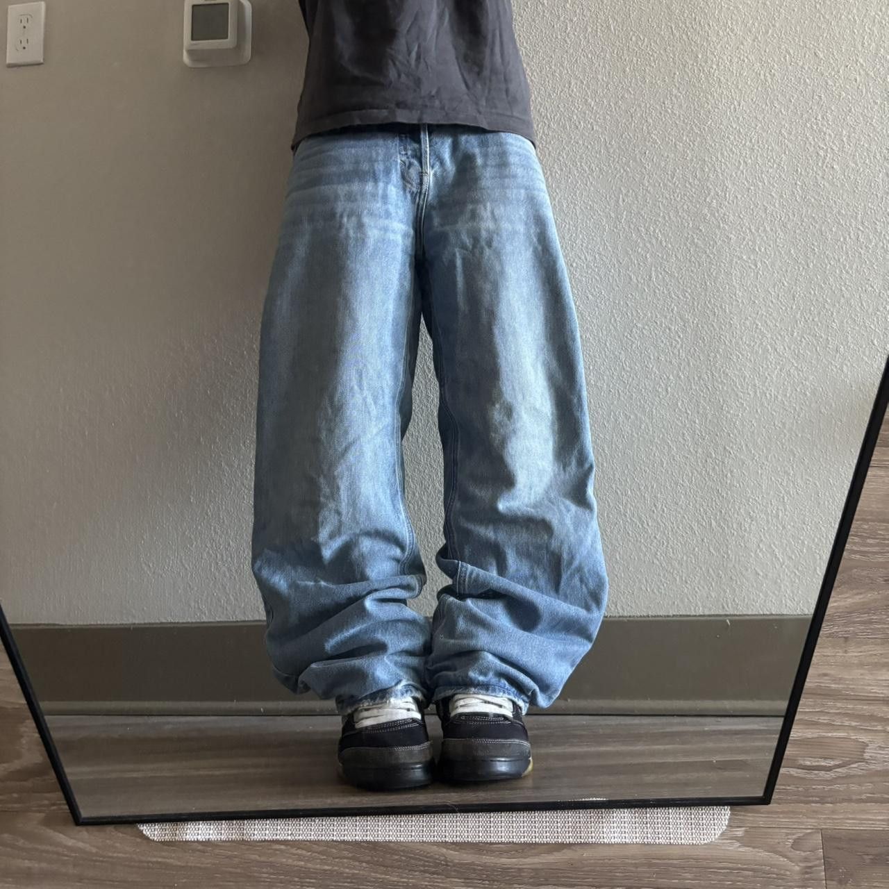 Vintage Crazy Vintage Y2K/2000s Baggy Medium Wash Skater Denim Jeans! 30x32 Size US 30 / EU 46 - 1 Thumbnail